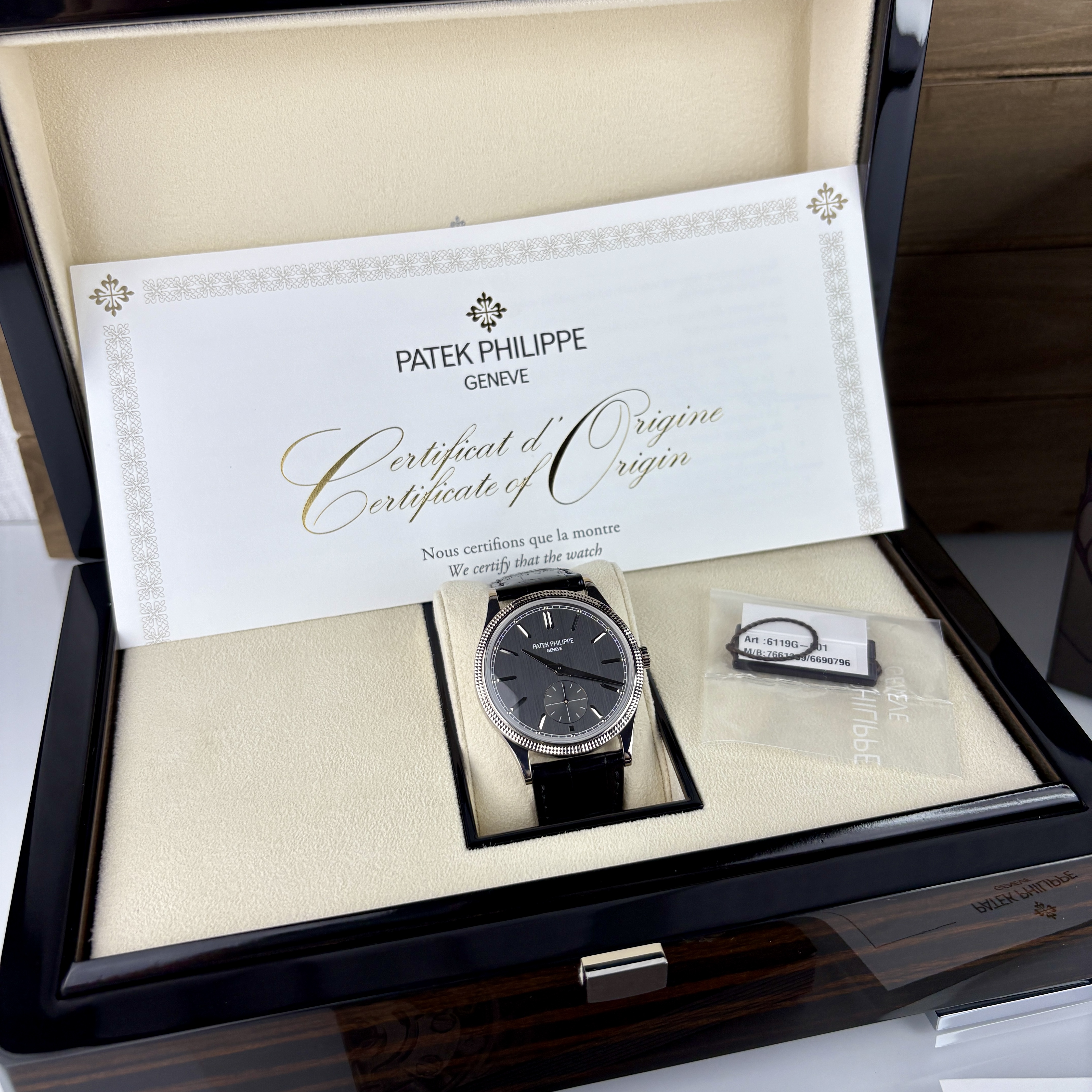 Patek Philippe Calatrava 6119G-001 Thumbnail 6