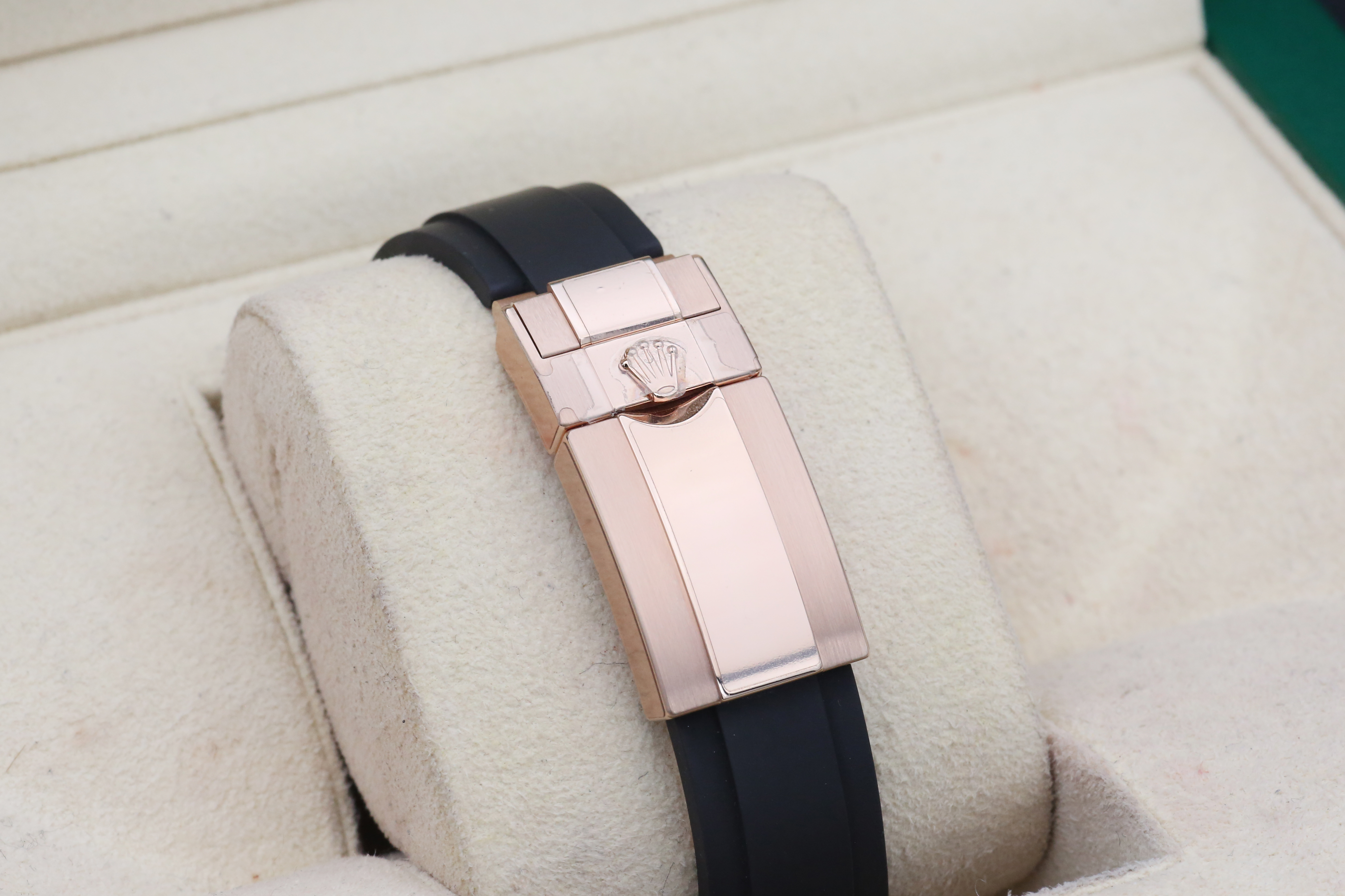 Rolex Daytona 116515 LN Thumbnail 4