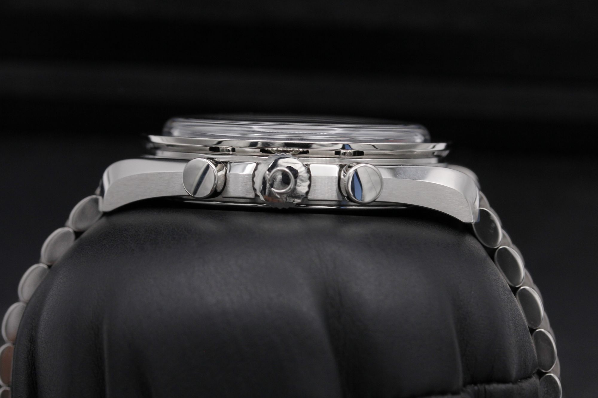 Omega Speedmaster Moonwatch Professional 310.30.42.50.04.001 Thumbnail 3