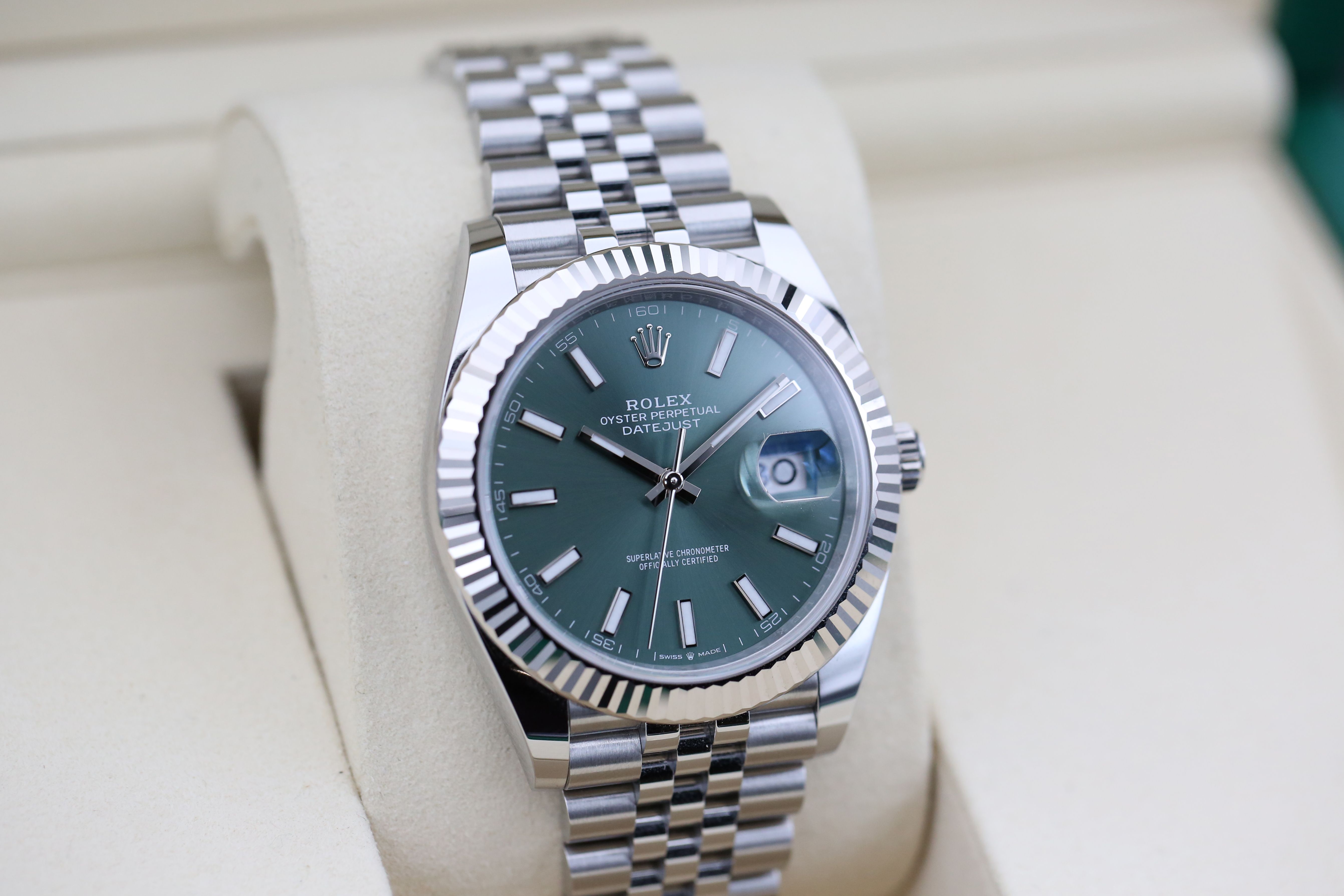 Rolex Datejust 41 126334 Thumbnail 2