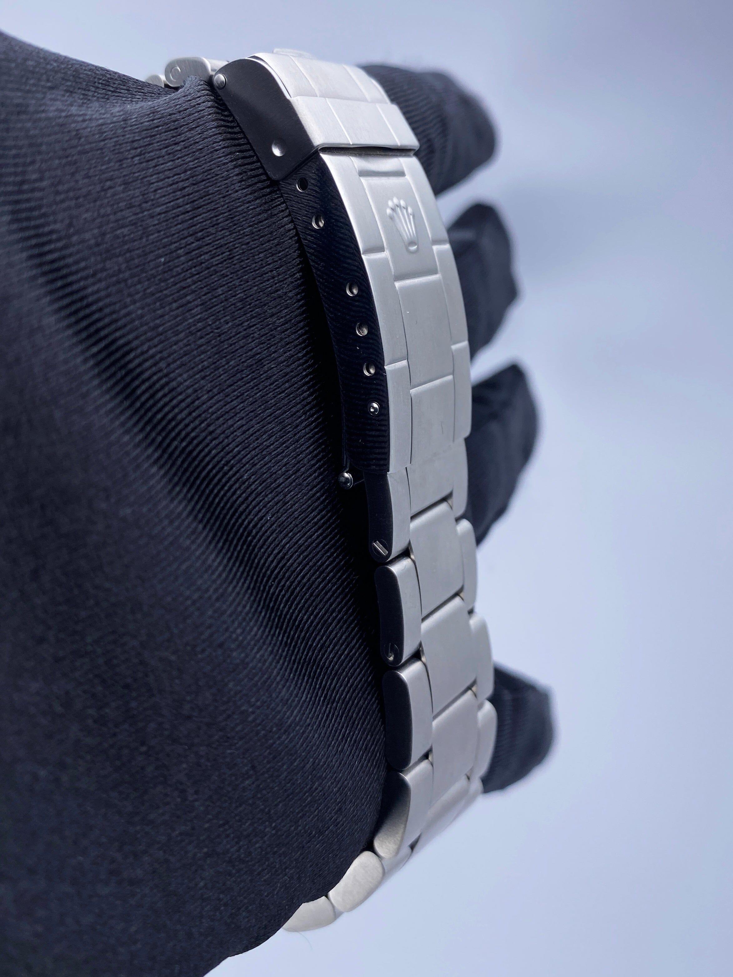 Rolex Submariner 16610 Thumbnail 5