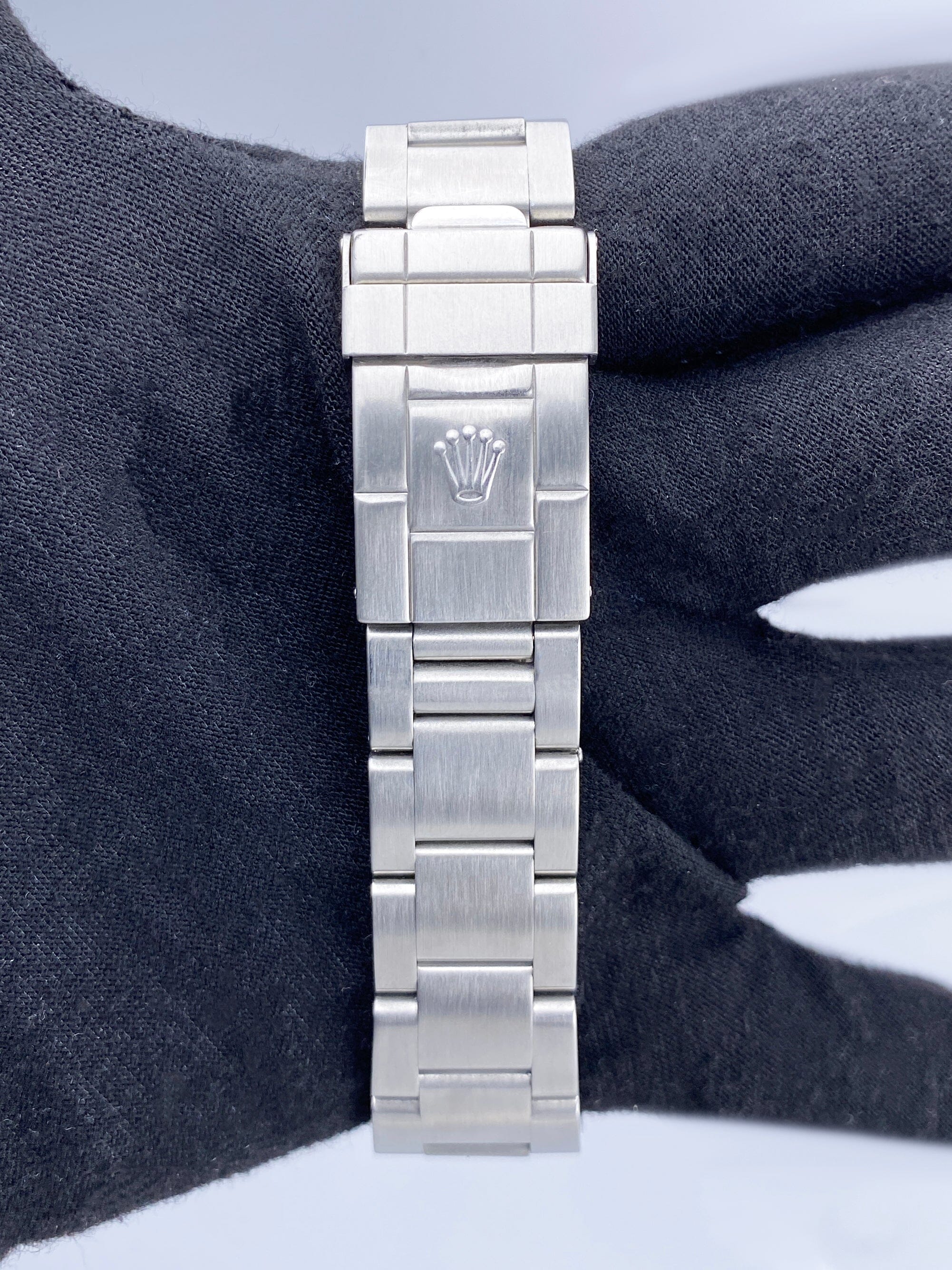 Rolex Explorer II 16570 Thumbnail 6