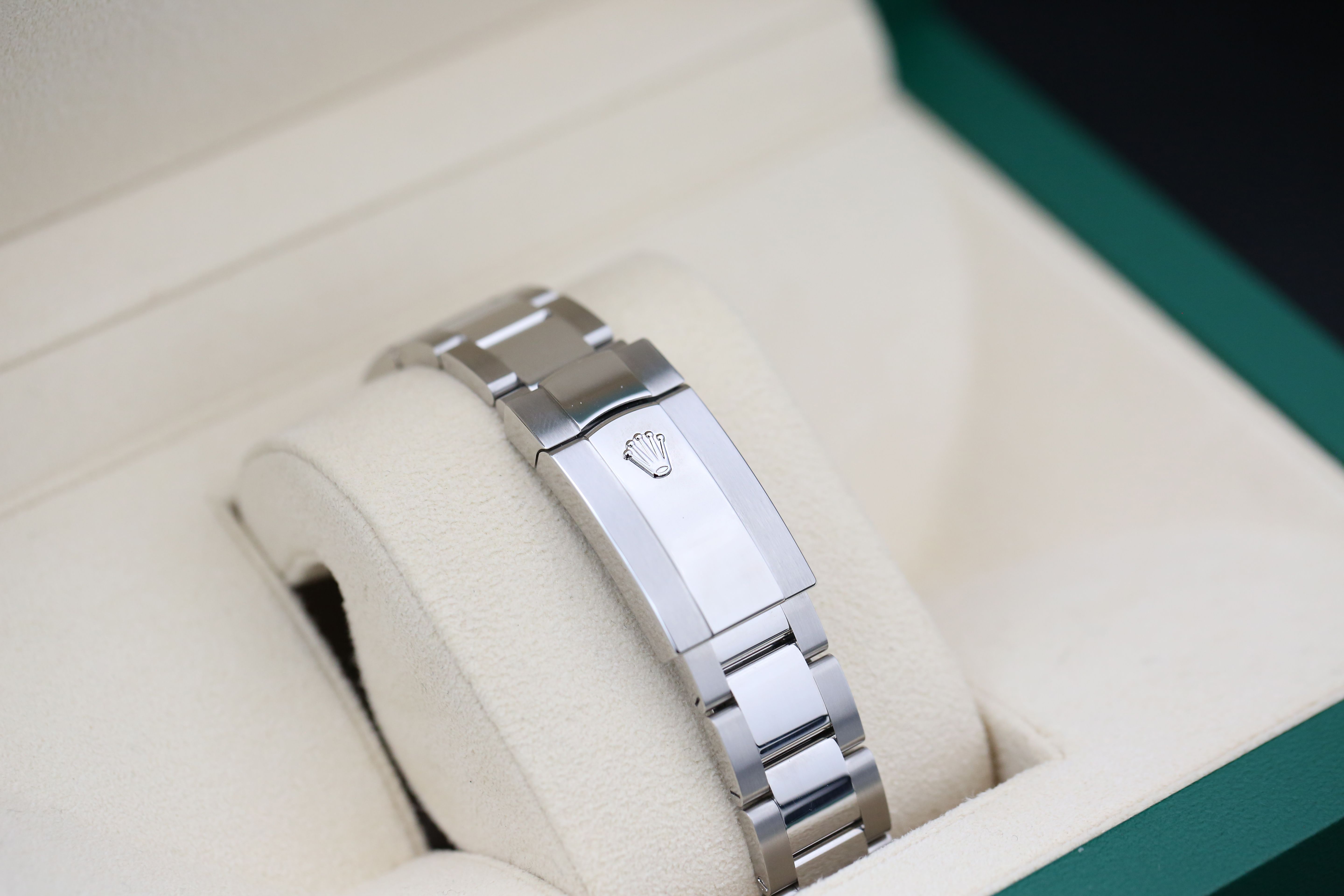 Rolex Datejust 41 126300 Thumbnail 3