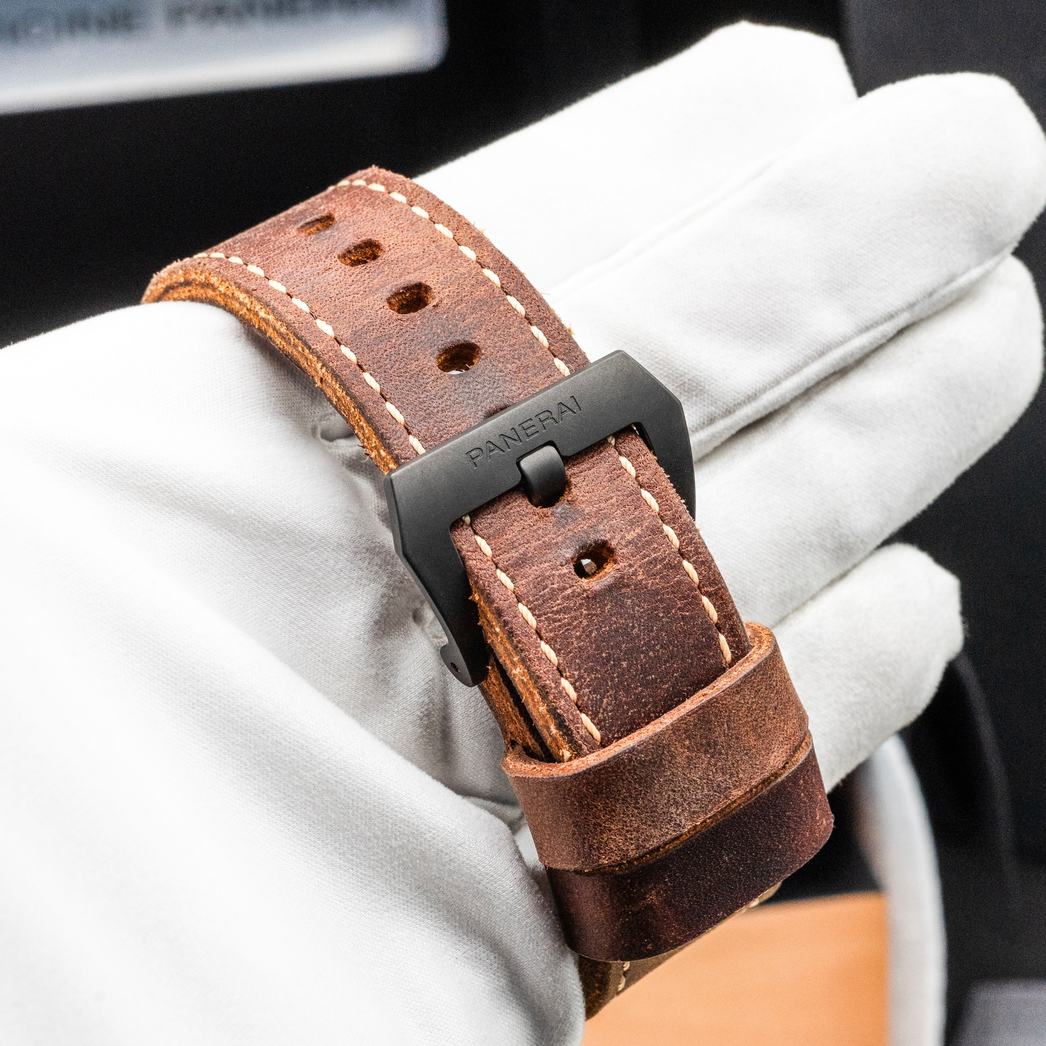 Panerai Radiomir Manual PAM00577 Thumbnail 3