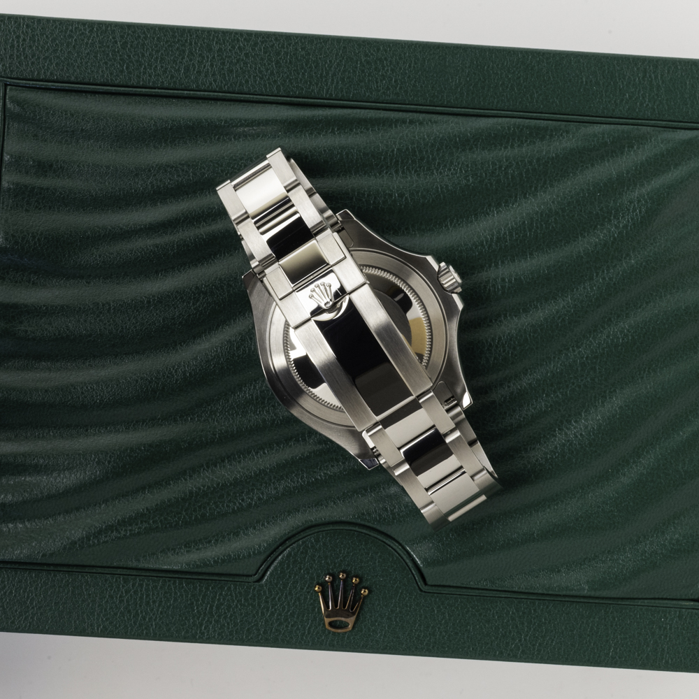 Rolex Yacht-Master 126622 Thumbnail 3