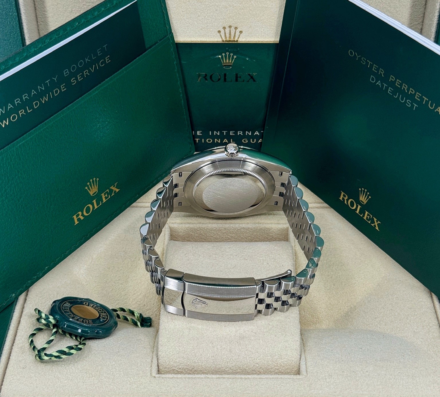 Rolex Datejust 41 126300 Thumbnail 4