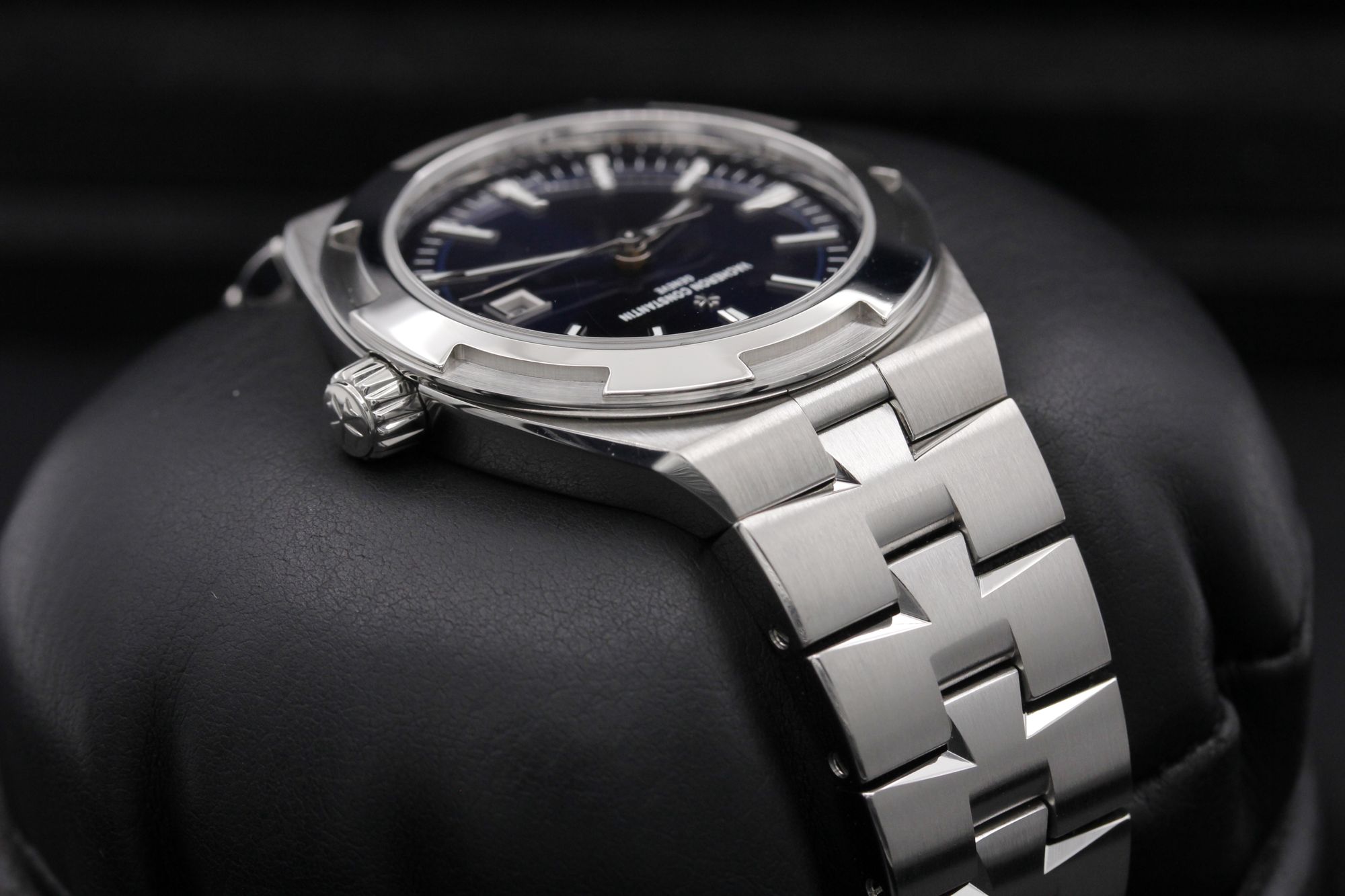 Vacheron Constantin Overseas 4600V/200A-B980 Thumbnail 3