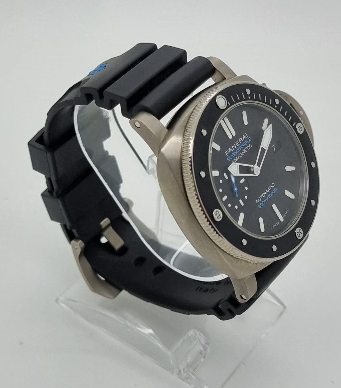 Panerai Submersible PAM01389 Thumbnail 4