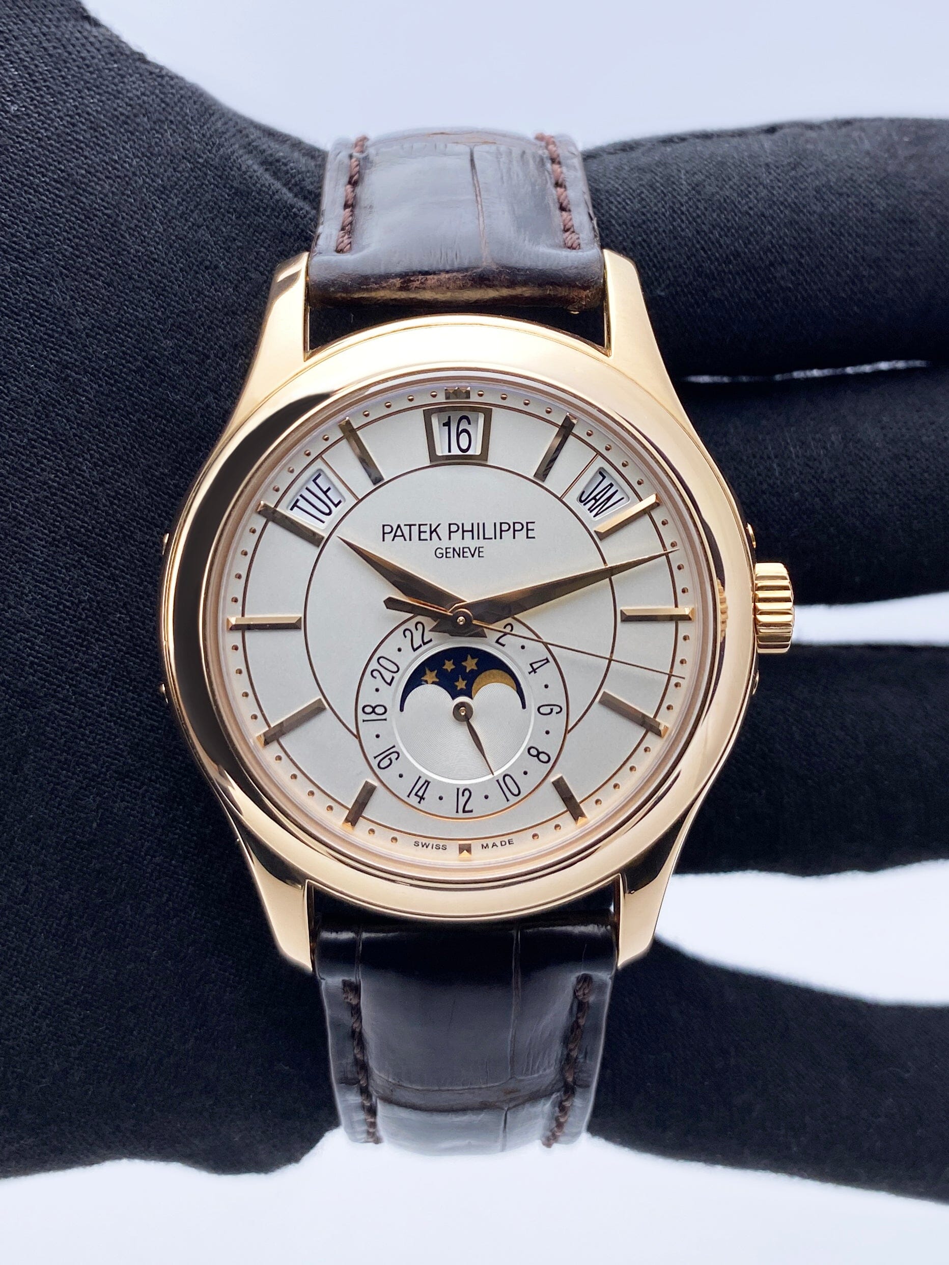 Patek Philippe Complications 5205R-001 Thumbnail 2