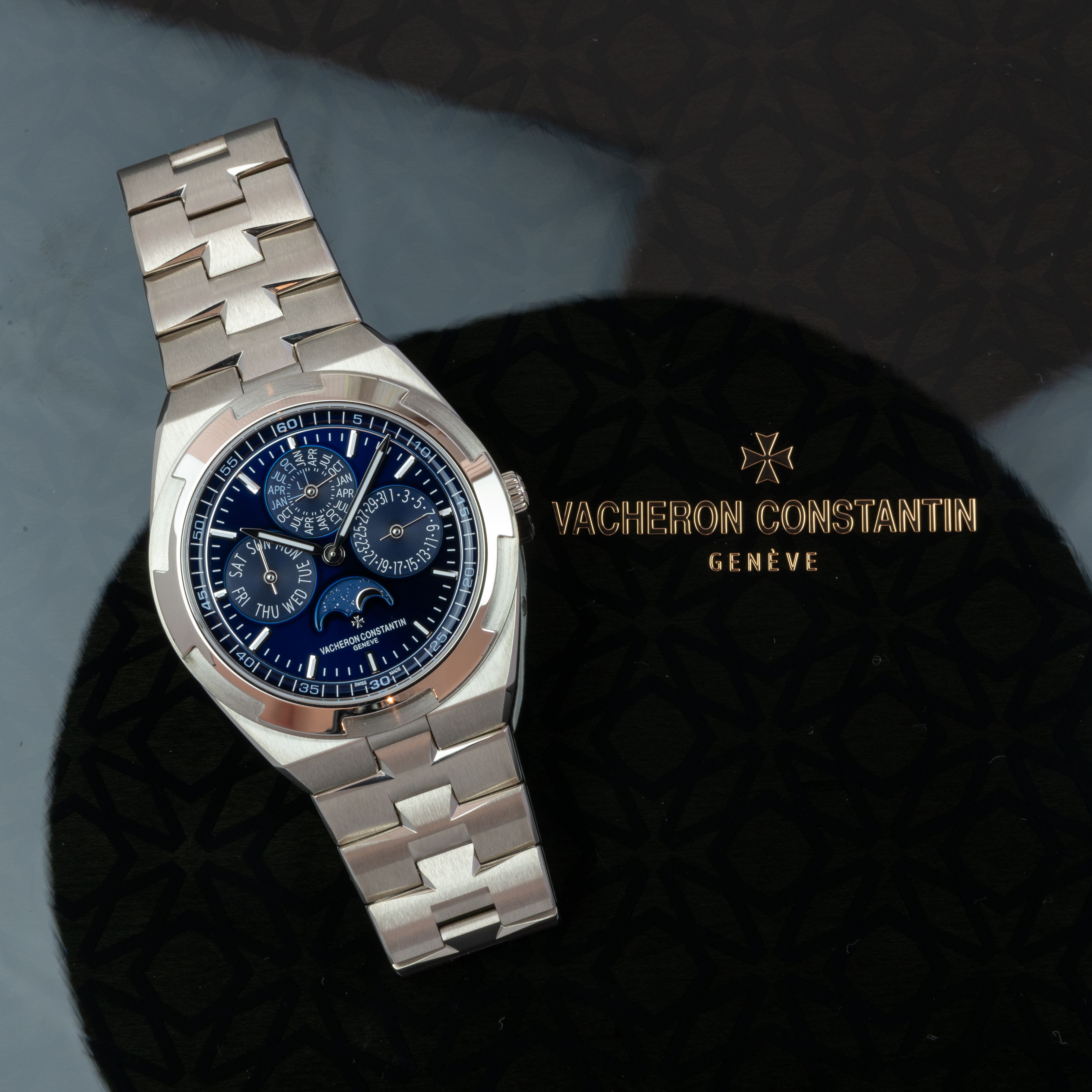Vacheron Constantin Overseas 4300V/120G-B945 Thumbnail 7