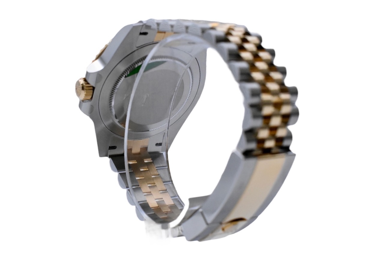 Rolex GMT Master II 126713 GRNR Thumbnail 3