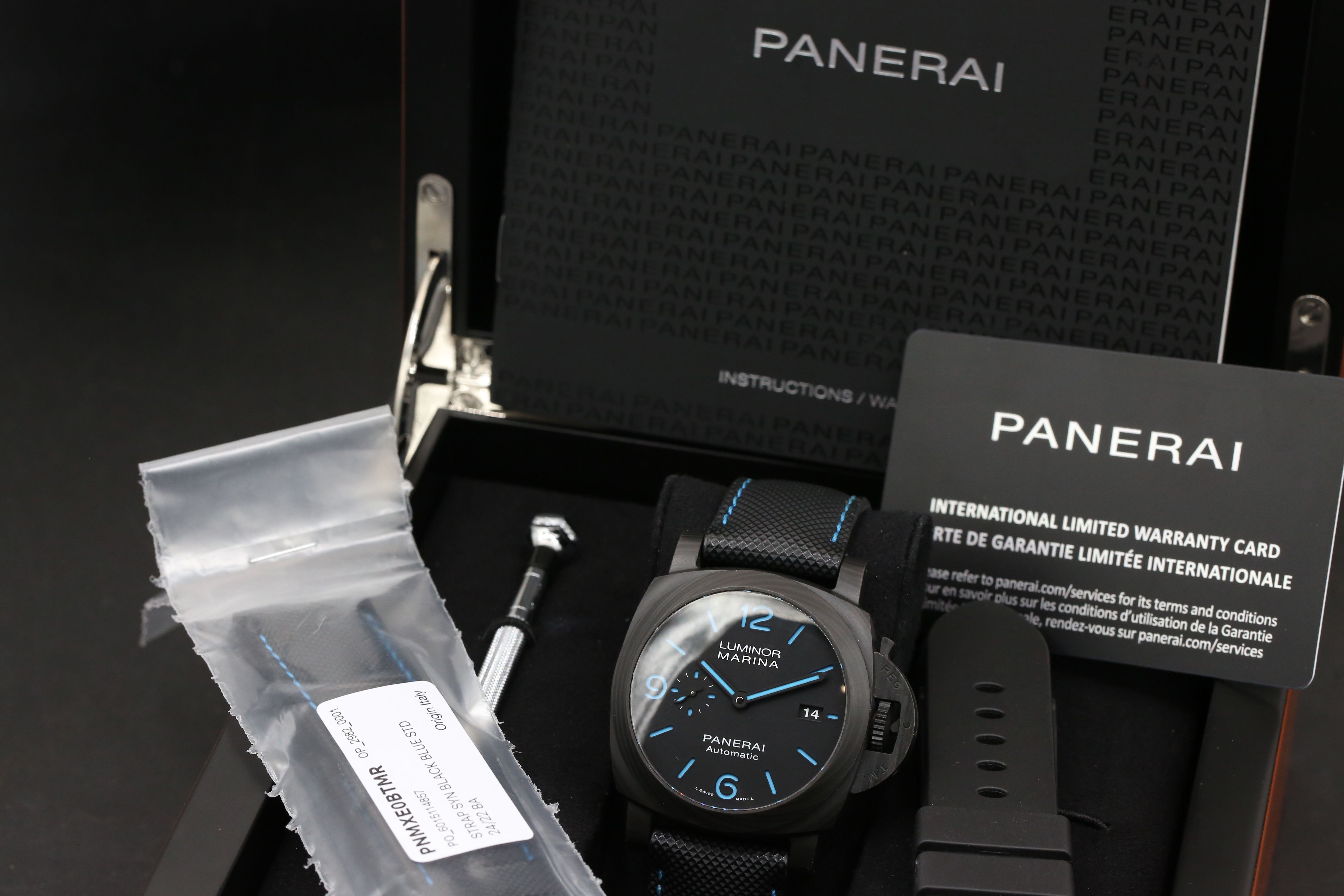 Panerai Luminor Marina Carbotech PAM01661 Thumbnail 7