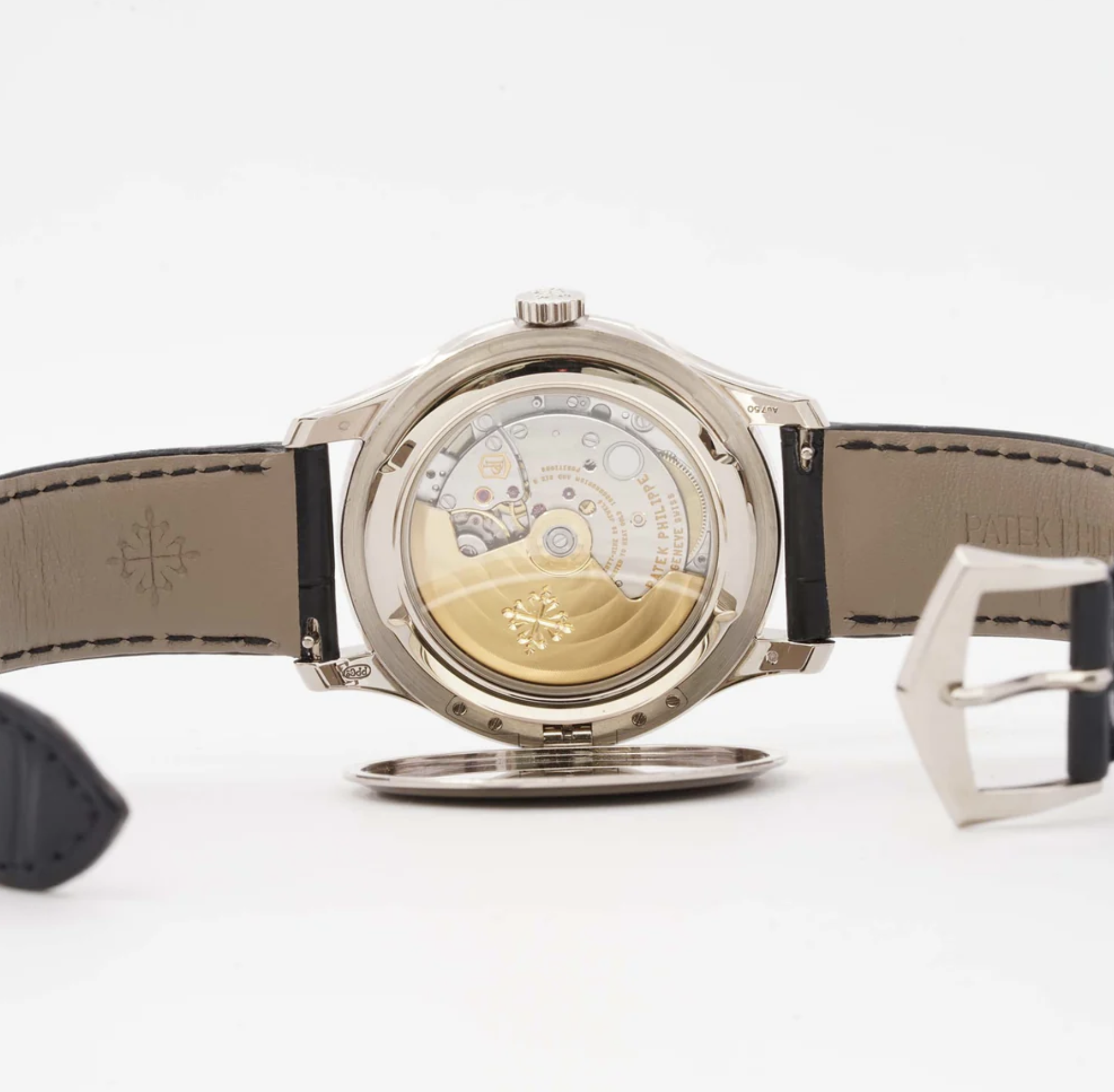 Patek Philippe Calatrava 5227G-010 Thumbnail 6