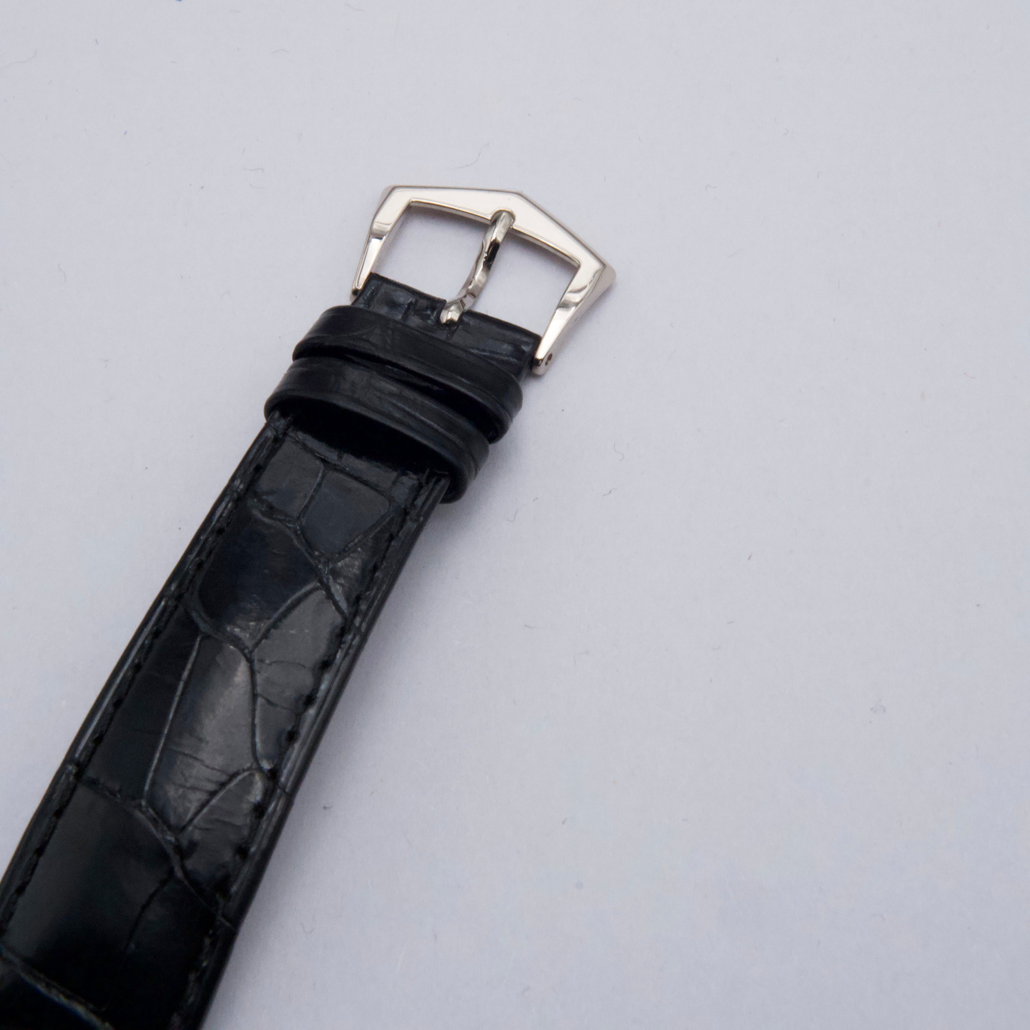 Patek Philippe Calatrava 5227G-010 Thumbnail 5