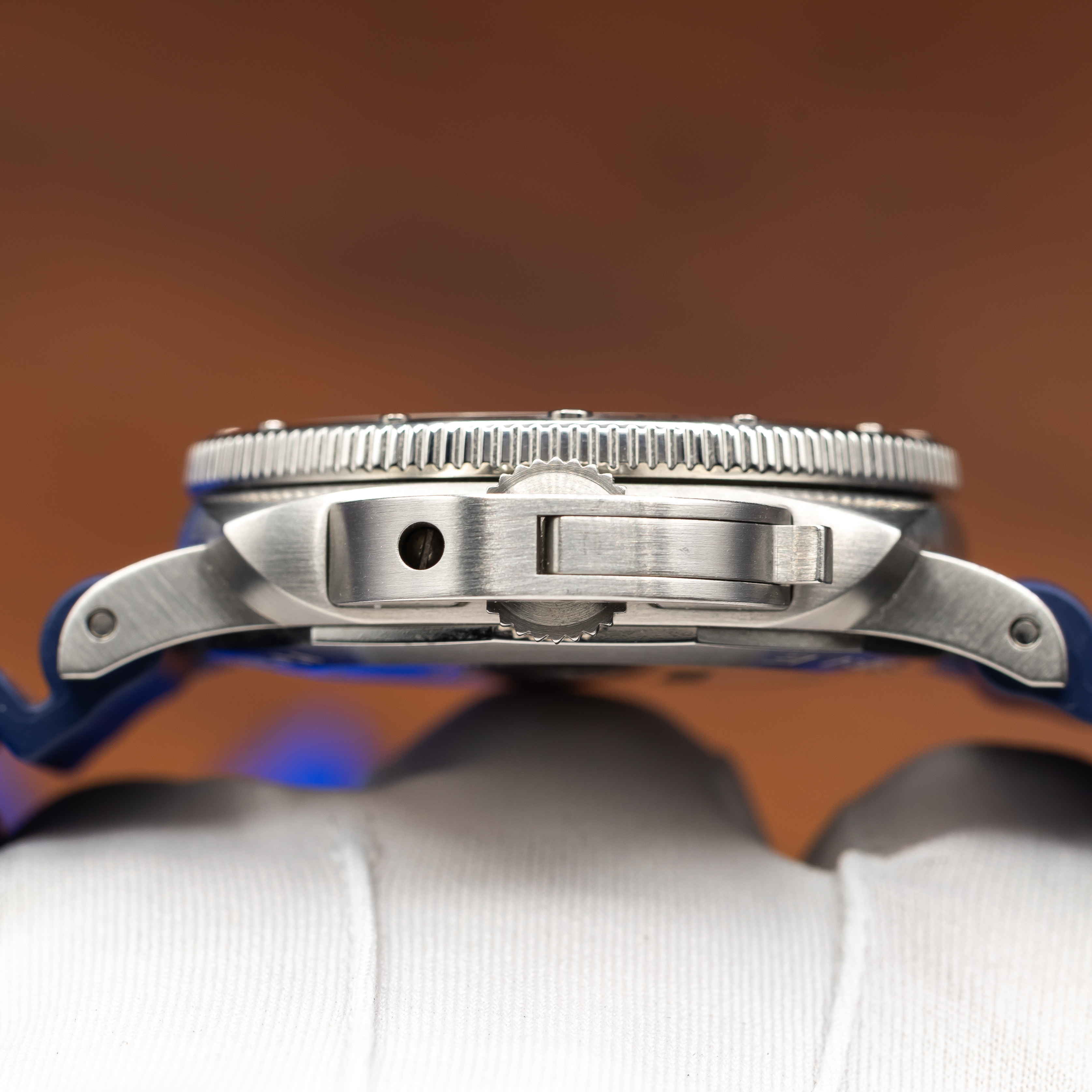 Panerai Submersible PAM02223 Thumbnail 2