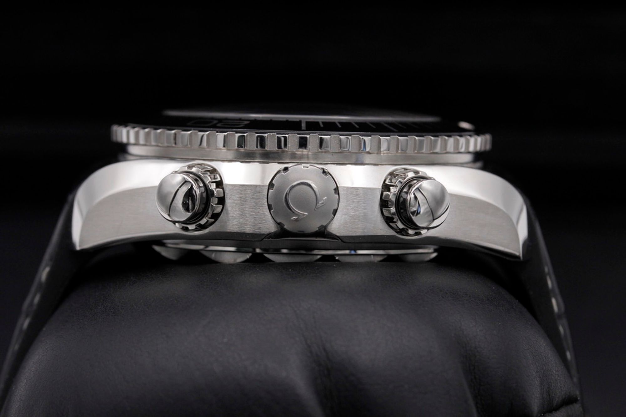 Omega Planet Ocean 215.33.46.51.01.001 Thumbnail 3