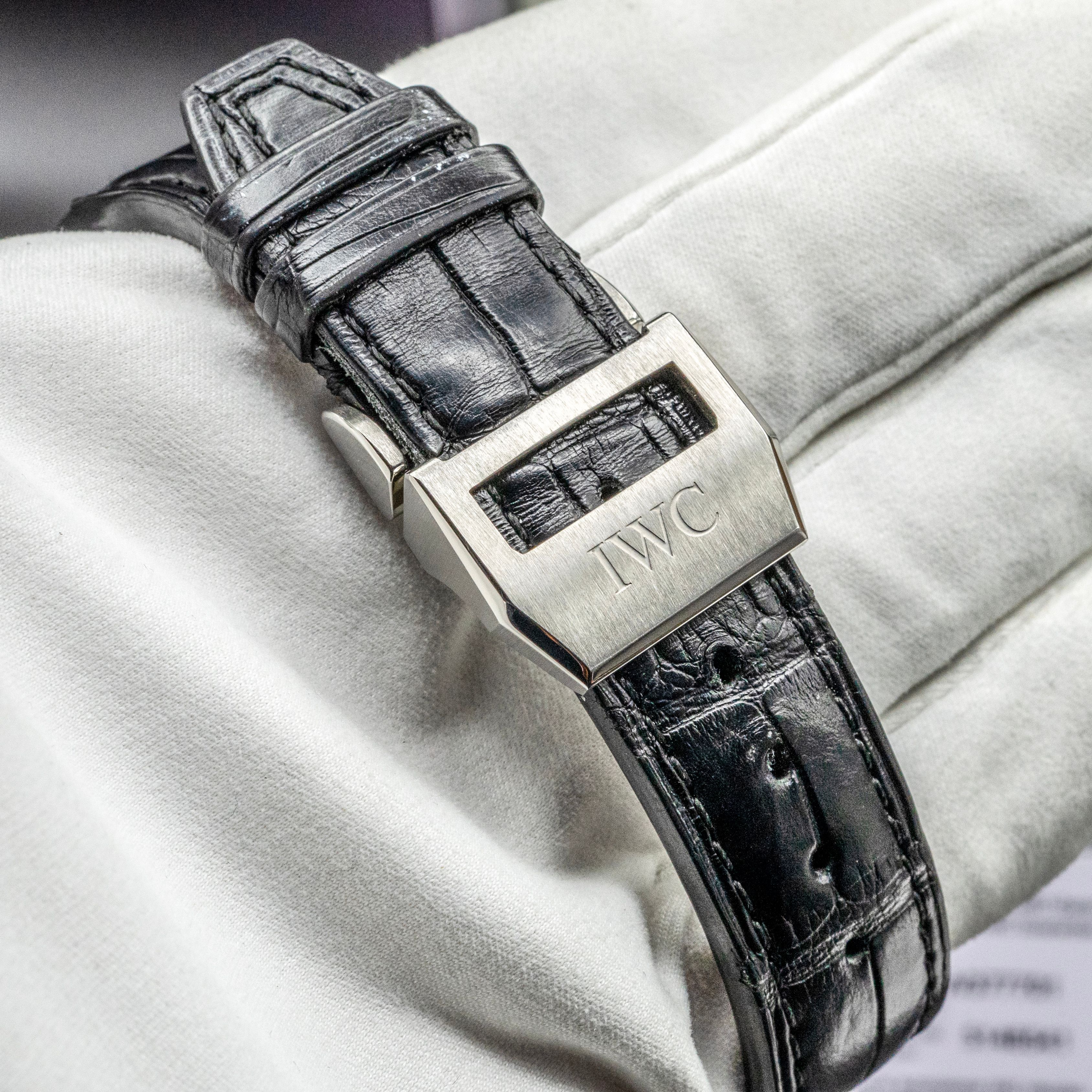 IWC Pilot's Chrono IW377701 Thumbnail 3