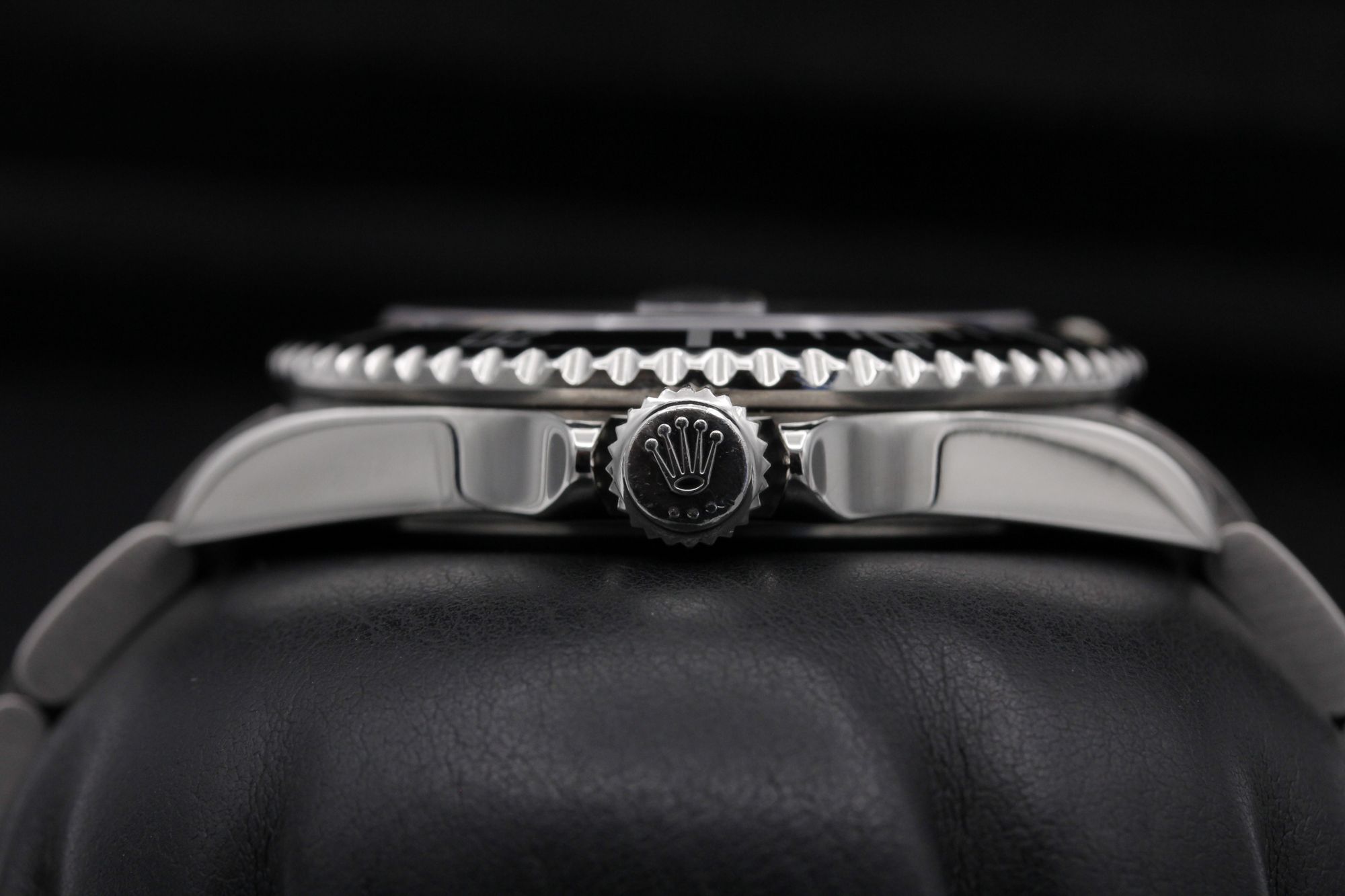 Rolex Submariner 16610 Thumbnail 3