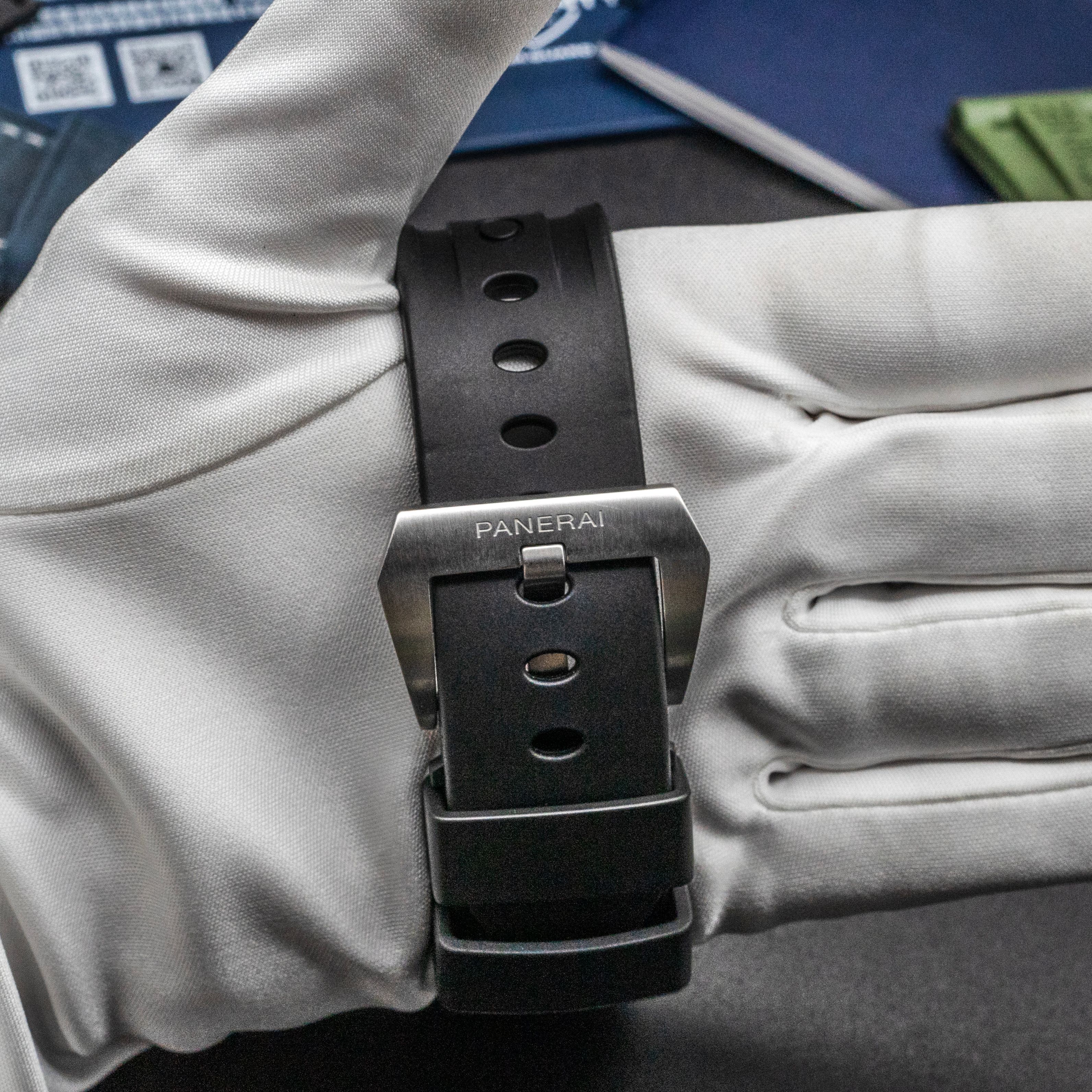 Panerai Submersible QuarantaQuattro PAM01288 Thumbnail 3