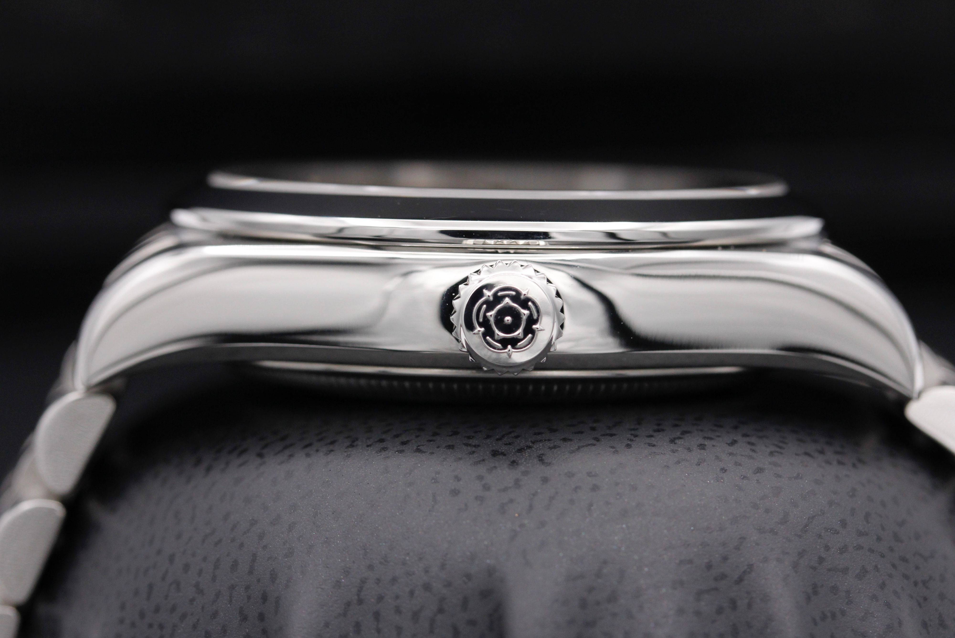 Tudor Black Bay 41 M79680-0001 Thumbnail 3