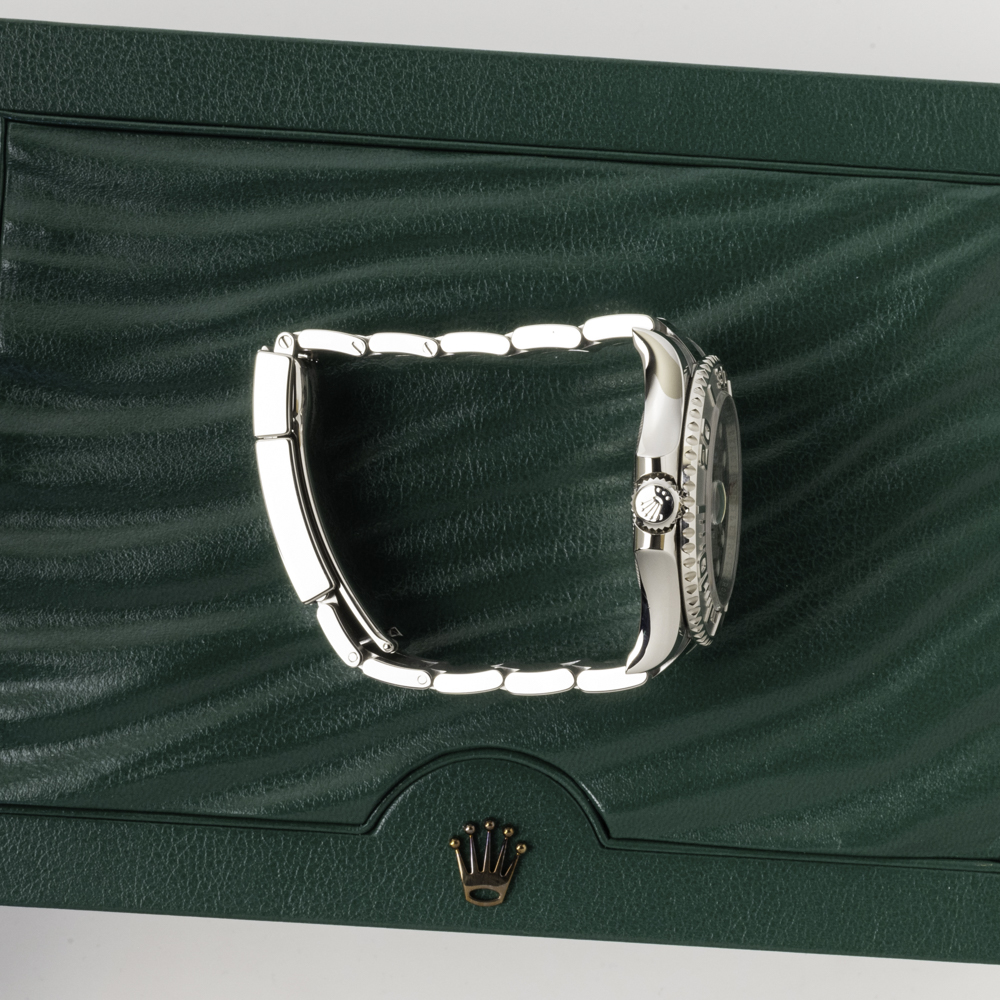 Rolex Yacht-Master 126622 Thumbnail 2