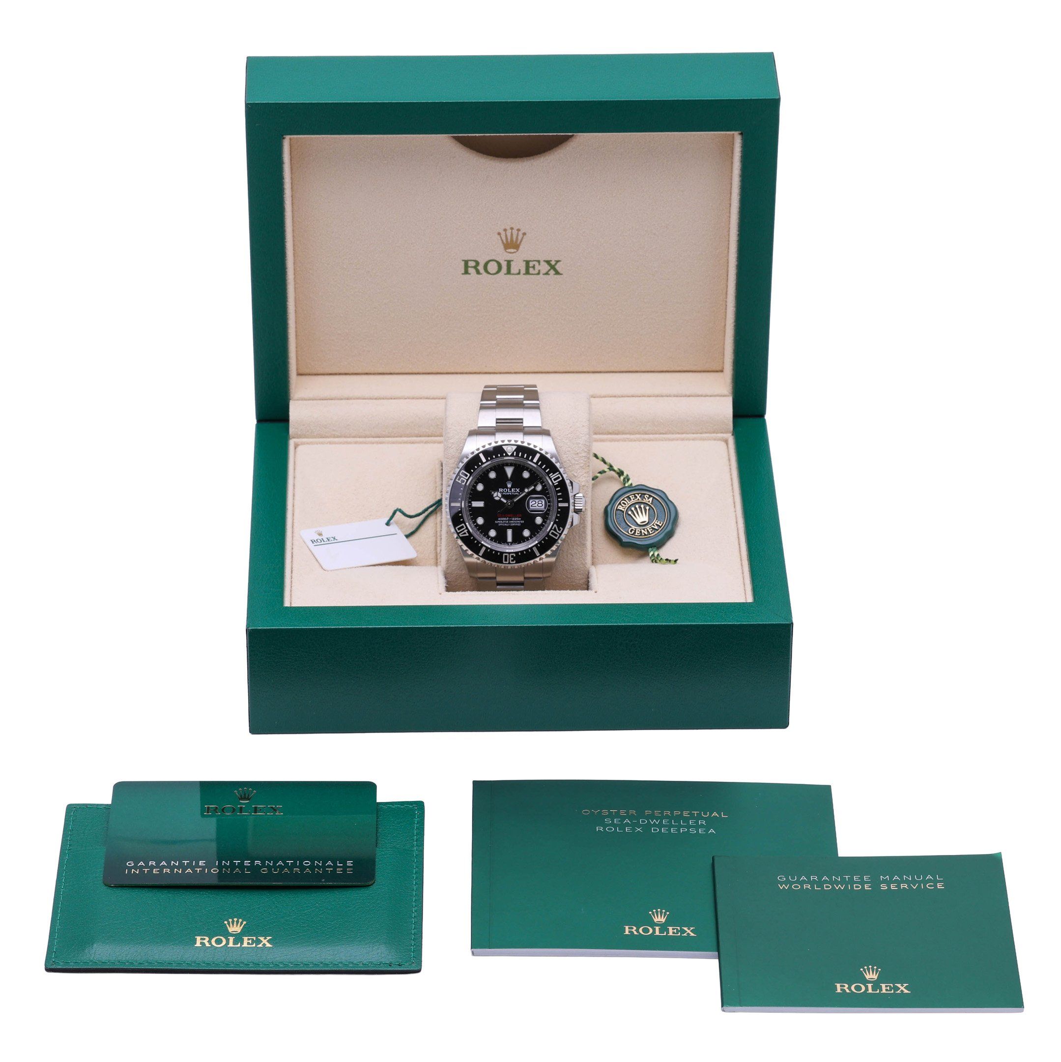 Rolex Sea-Dweller 126600 Thumbnail 4