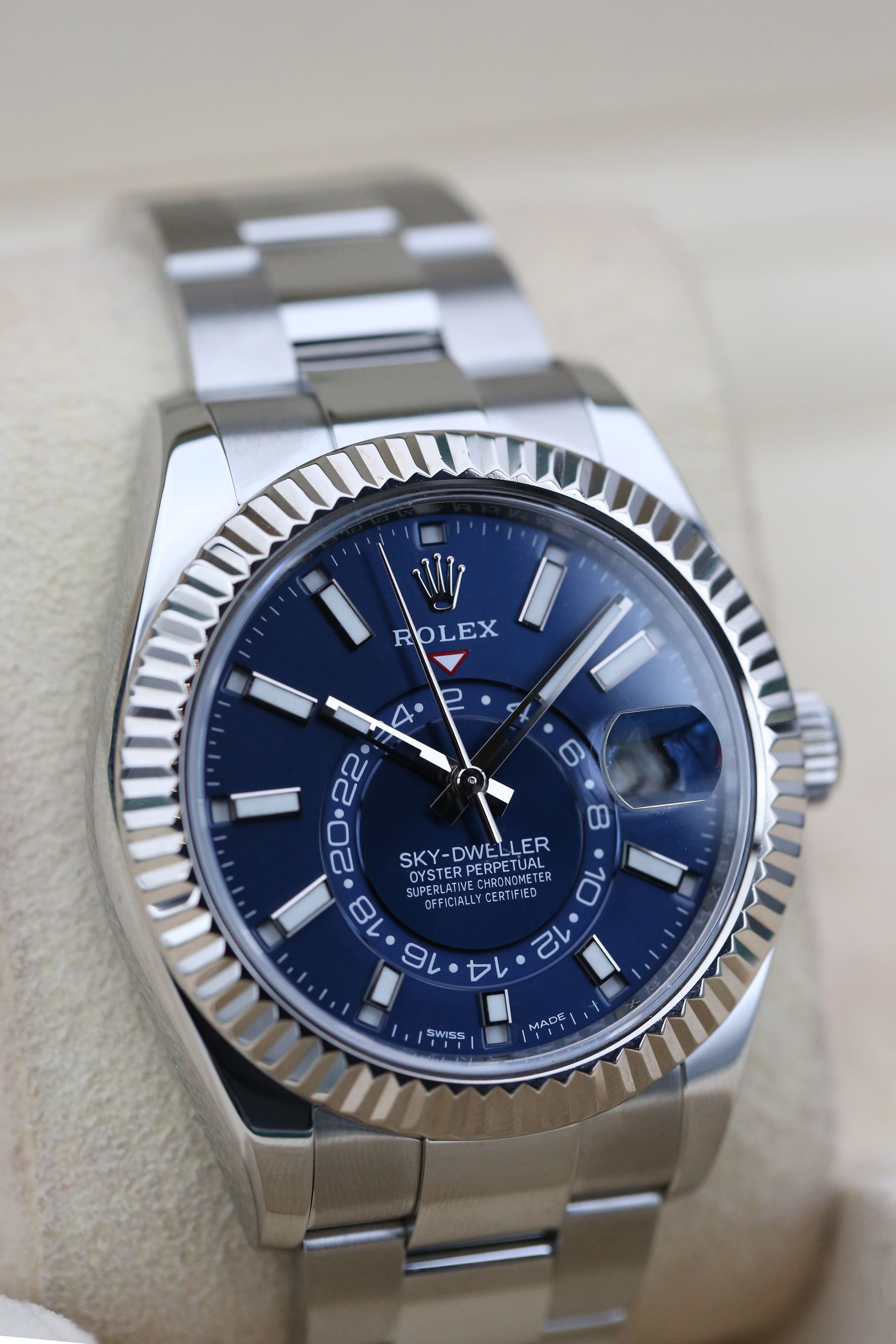 Rolex Sky-Dweller 326934 Thumbnail 2