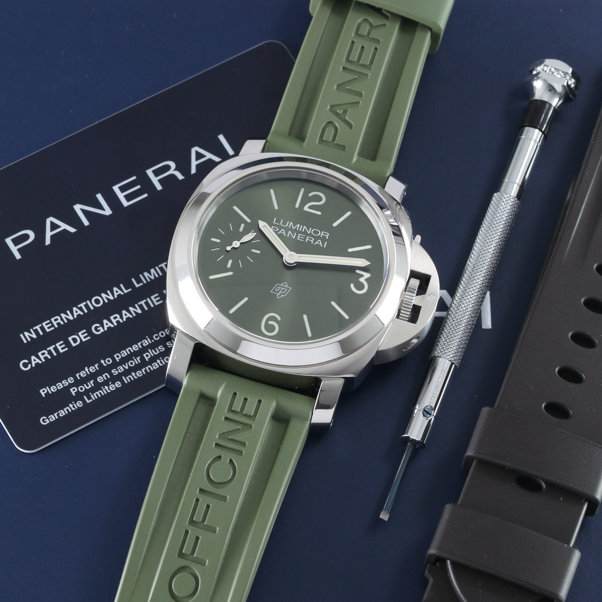 Panerai Luminor Logo PAM01624 Thumbnail 6