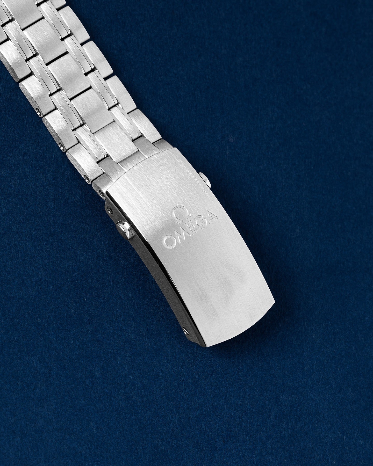 Omega Seamaster Diver 300m 210.30.42.20.04.001 Thumbnail 3