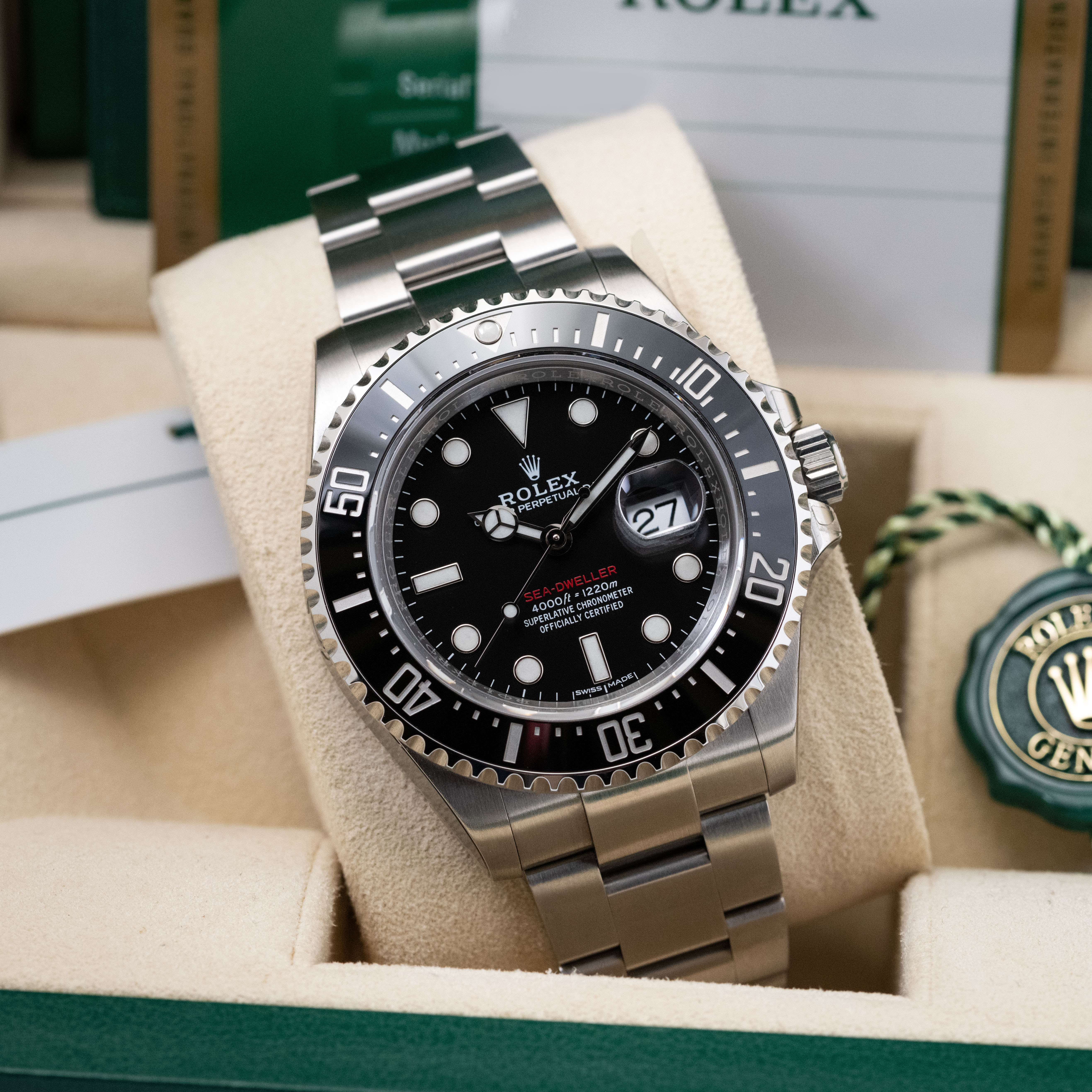 Rolex Sea-Dweller 126600 Thumbnail 6