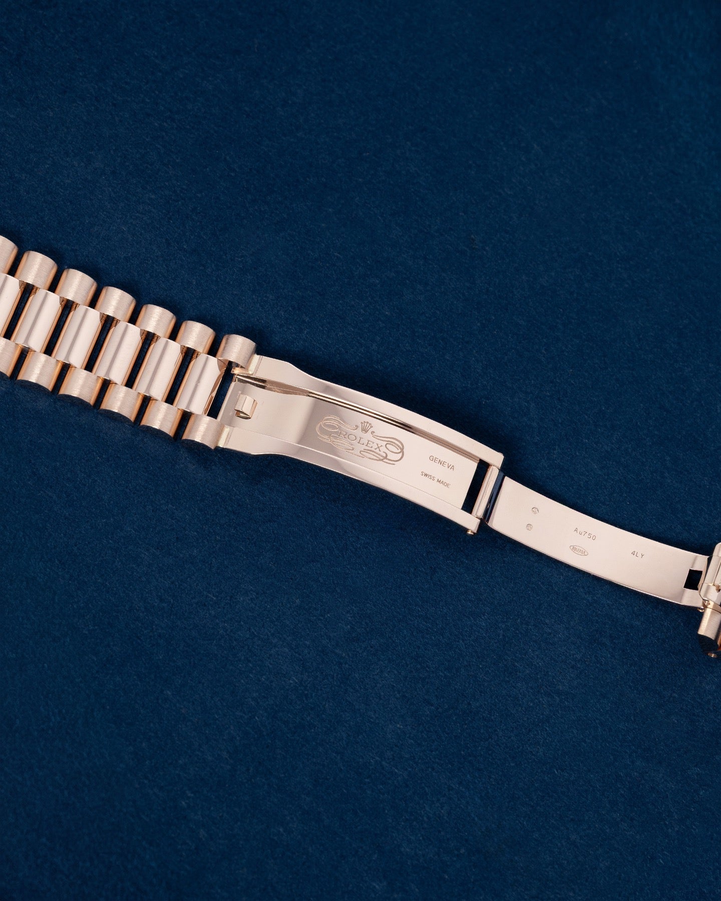 Rolex Day-Date 40 228235 Thumbnail 4