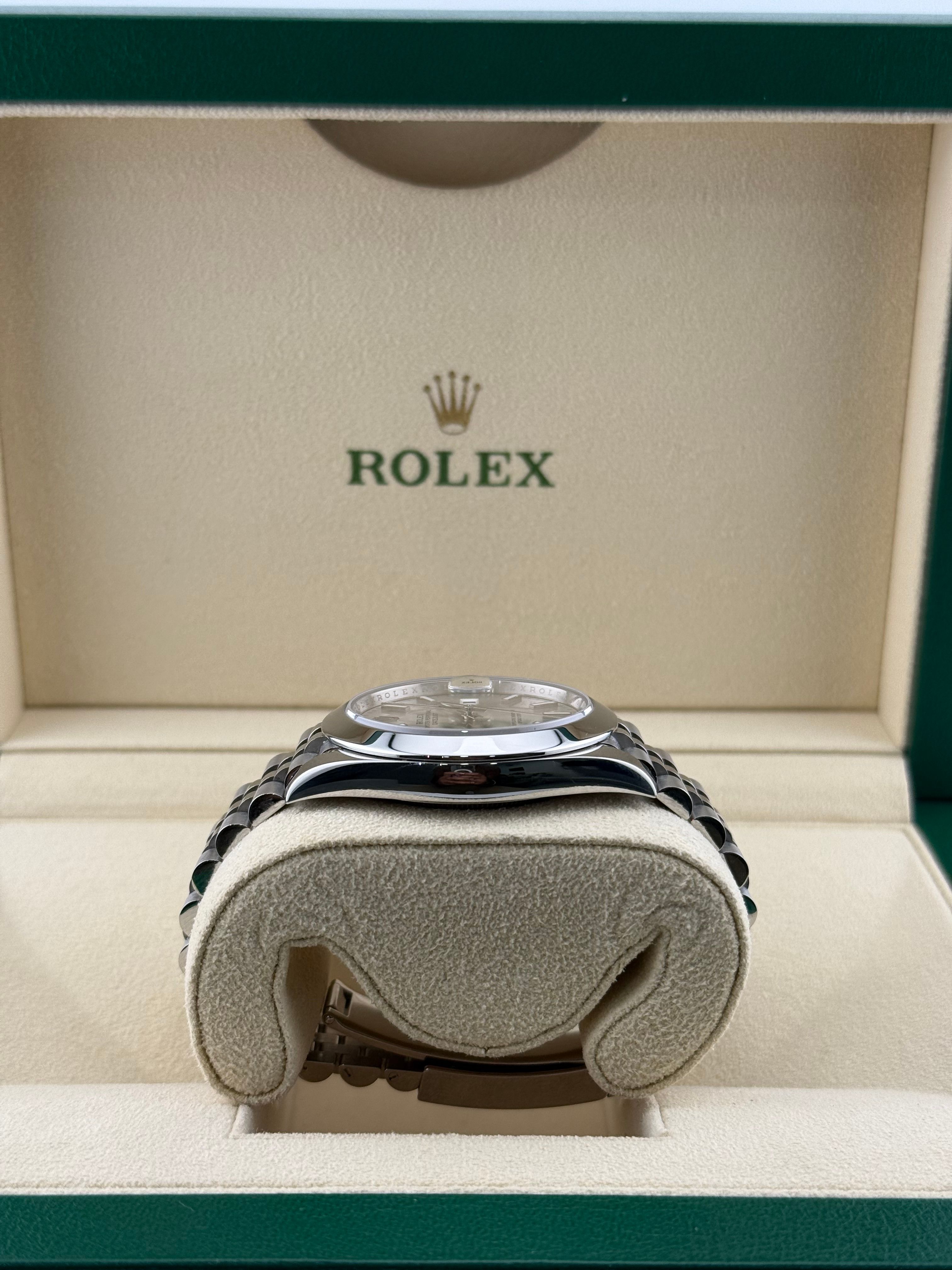 Rolex Datejust 41 126300 Thumbnail 3
