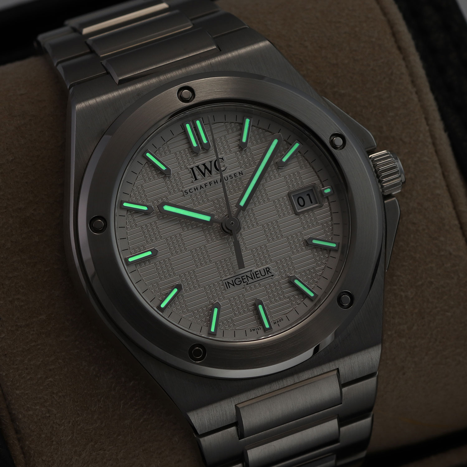 IWC Ingenieur IW328902 Thumbnail 6