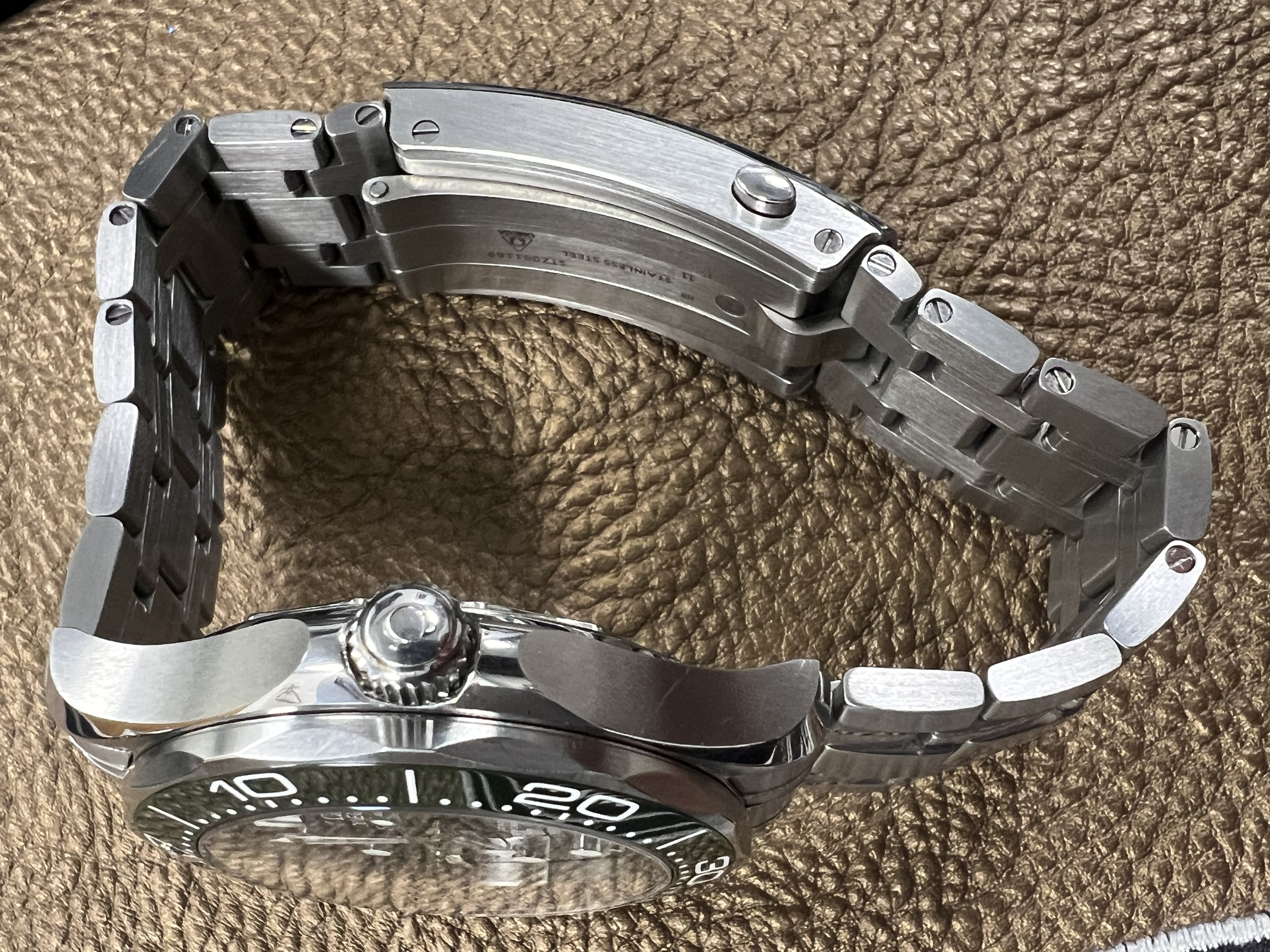 Omega Seamaster Diver 300m 210.30.42.20.10.001 Thumbnail 2