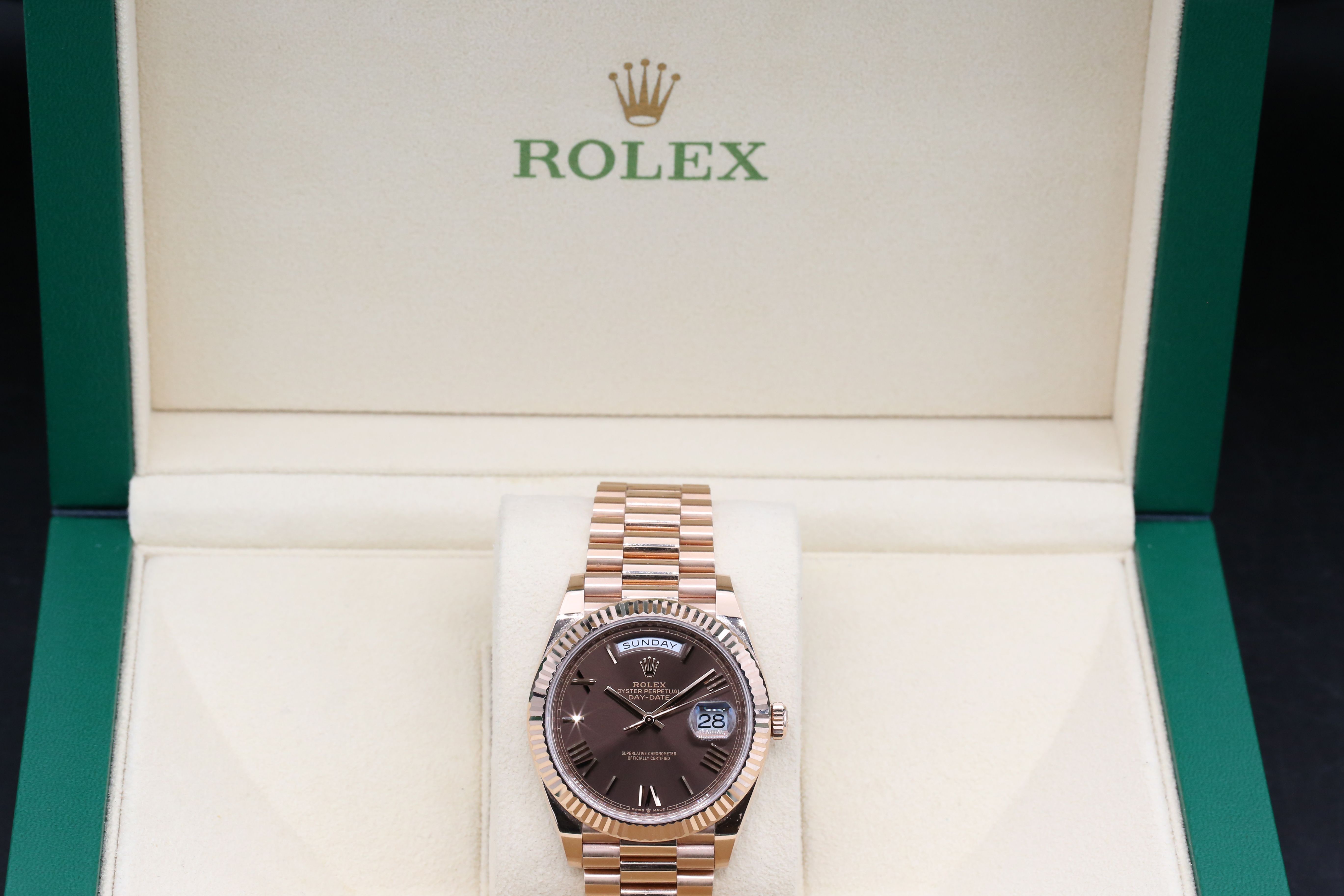 Rolex Day-Date 40 228235 Thumbnail 4