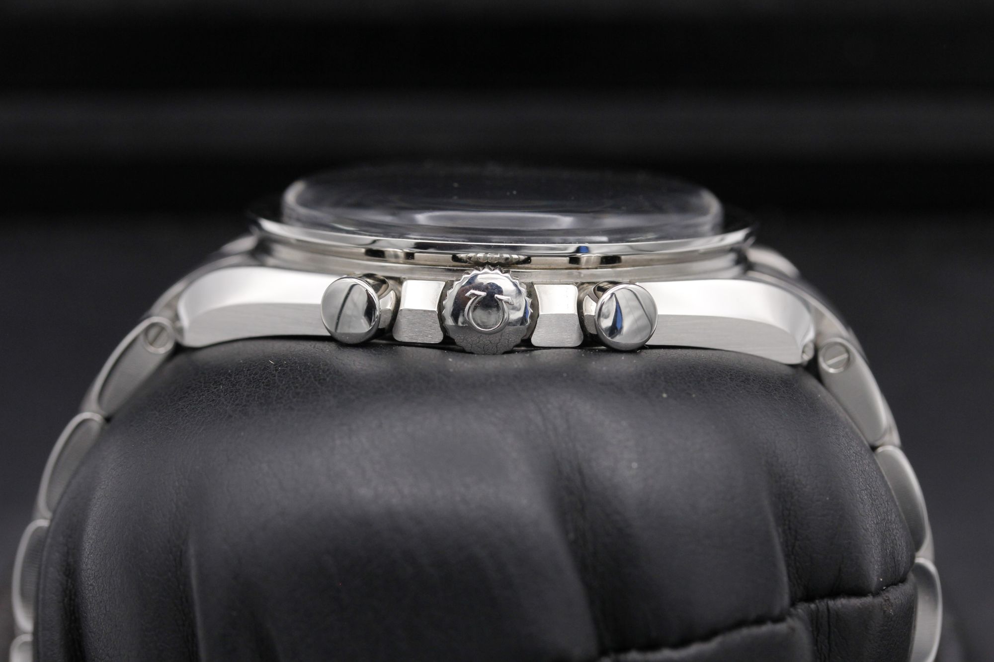 Omega Speedmaster Moonwatch 311.33.42.30.01.001 Thumbnail 3