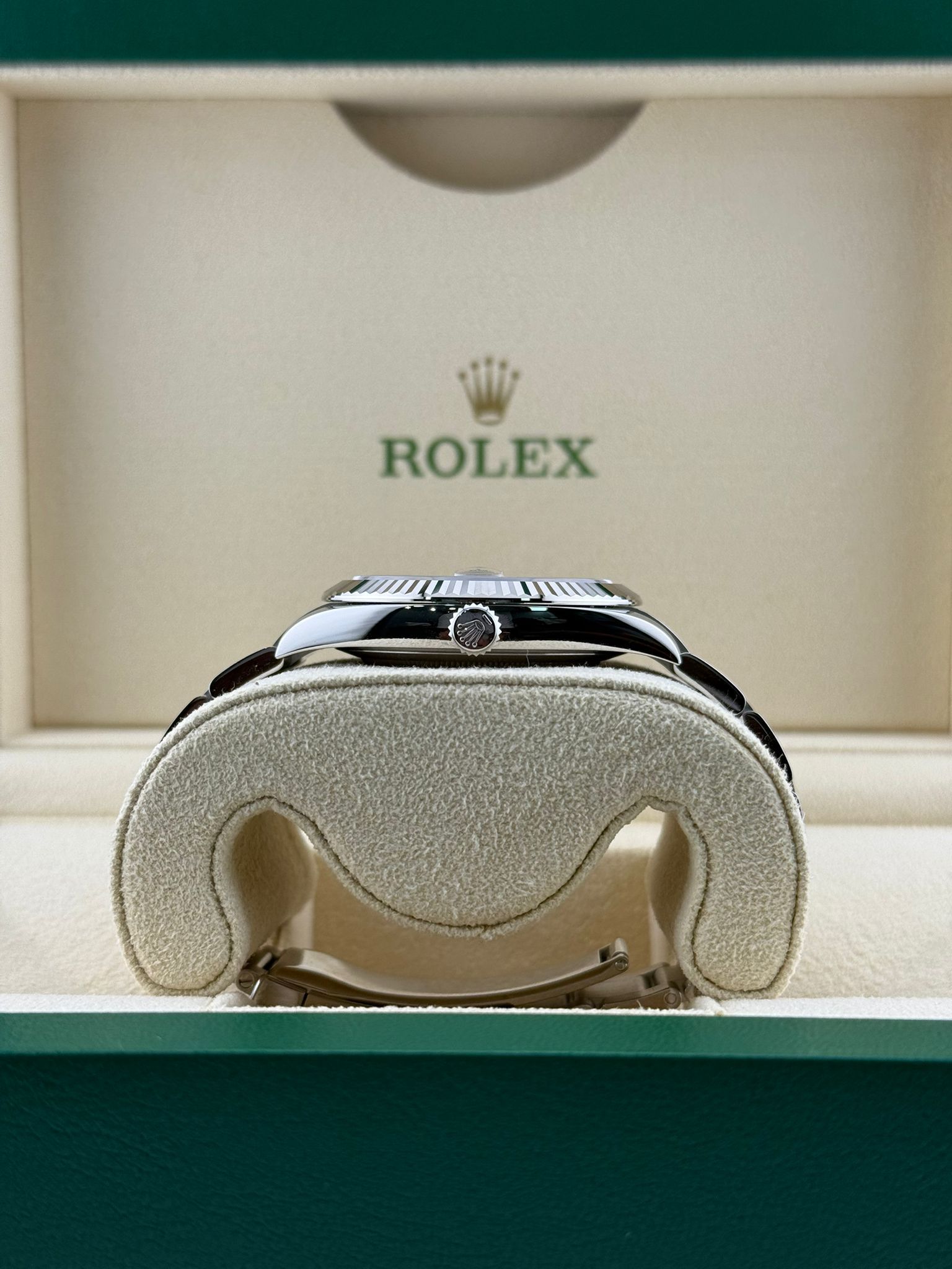Rolex Datejust 41 126334 Thumbnail 3