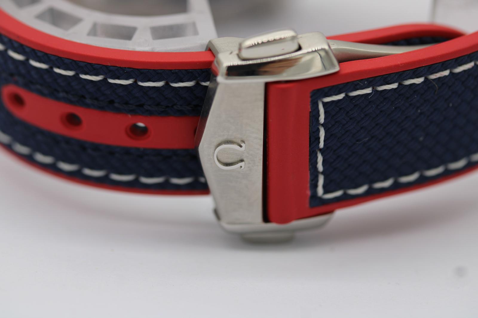 Omega Planet Ocean 215.32.43.21.04.001 Thumbnail 4