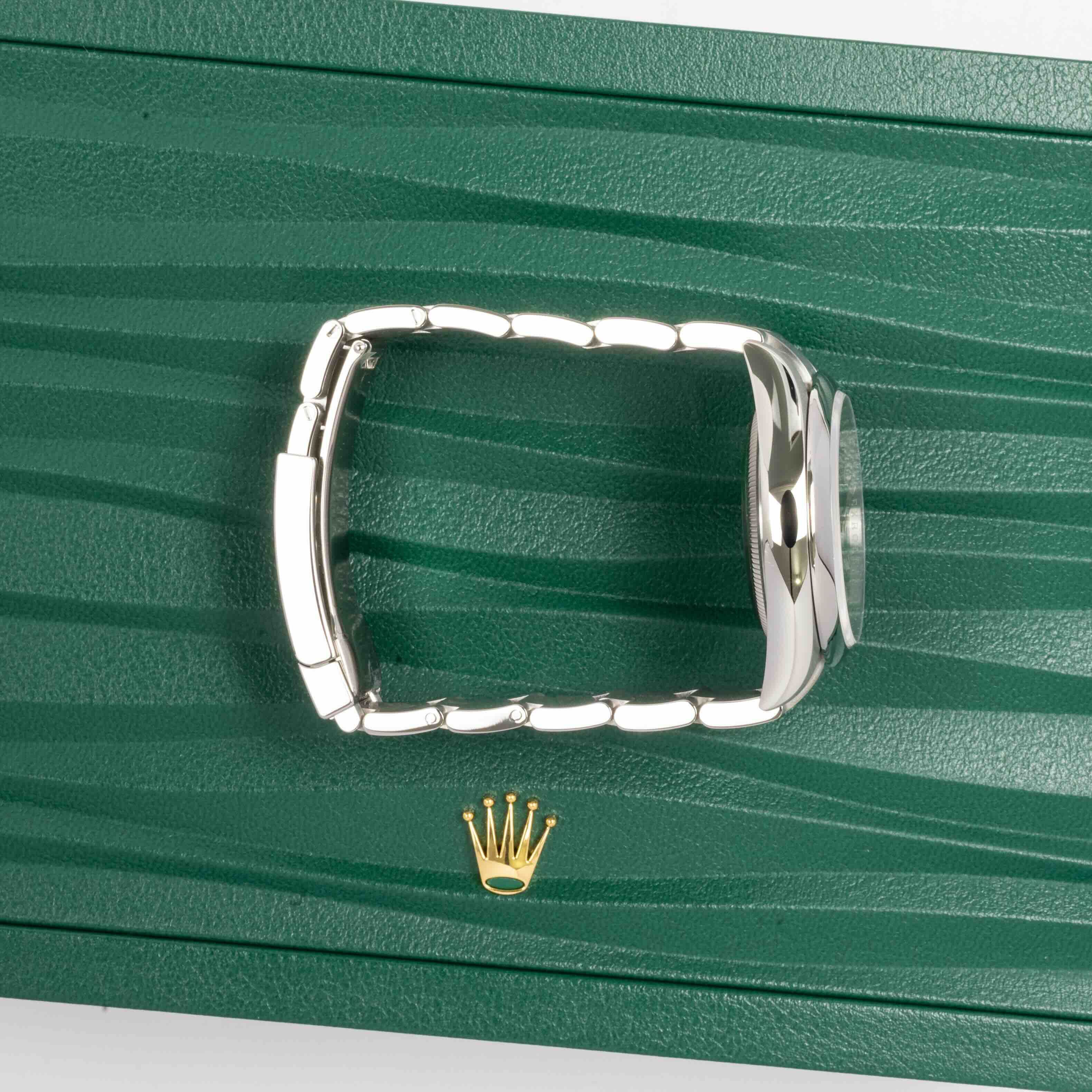Rolex Oyster Perpetual 126000 Thumbnail 4