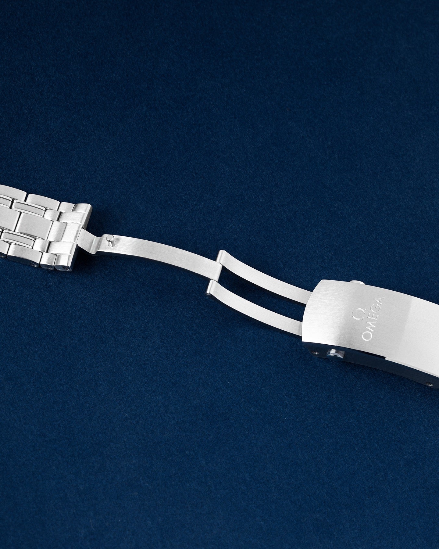 Omega Seamaster Diver 300m 210.30.42.20.10.001 Thumbnail 4