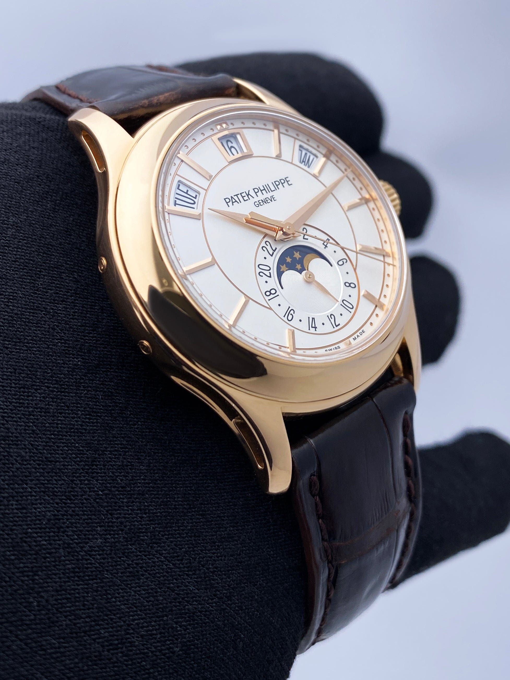 Patek Philippe Complications 5205R-001 Thumbnail 3