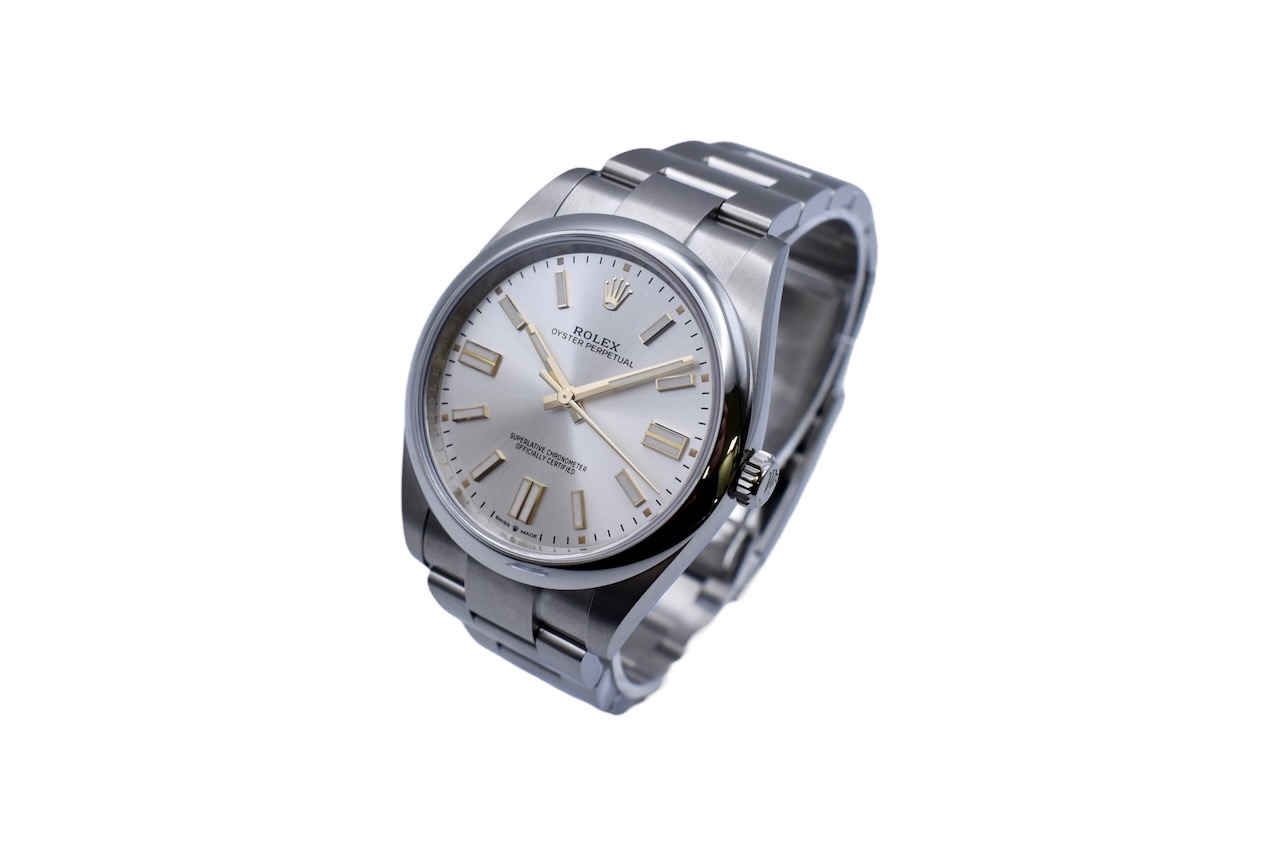 Rolex Oyster Perpetual 124300 Thumbnail 2