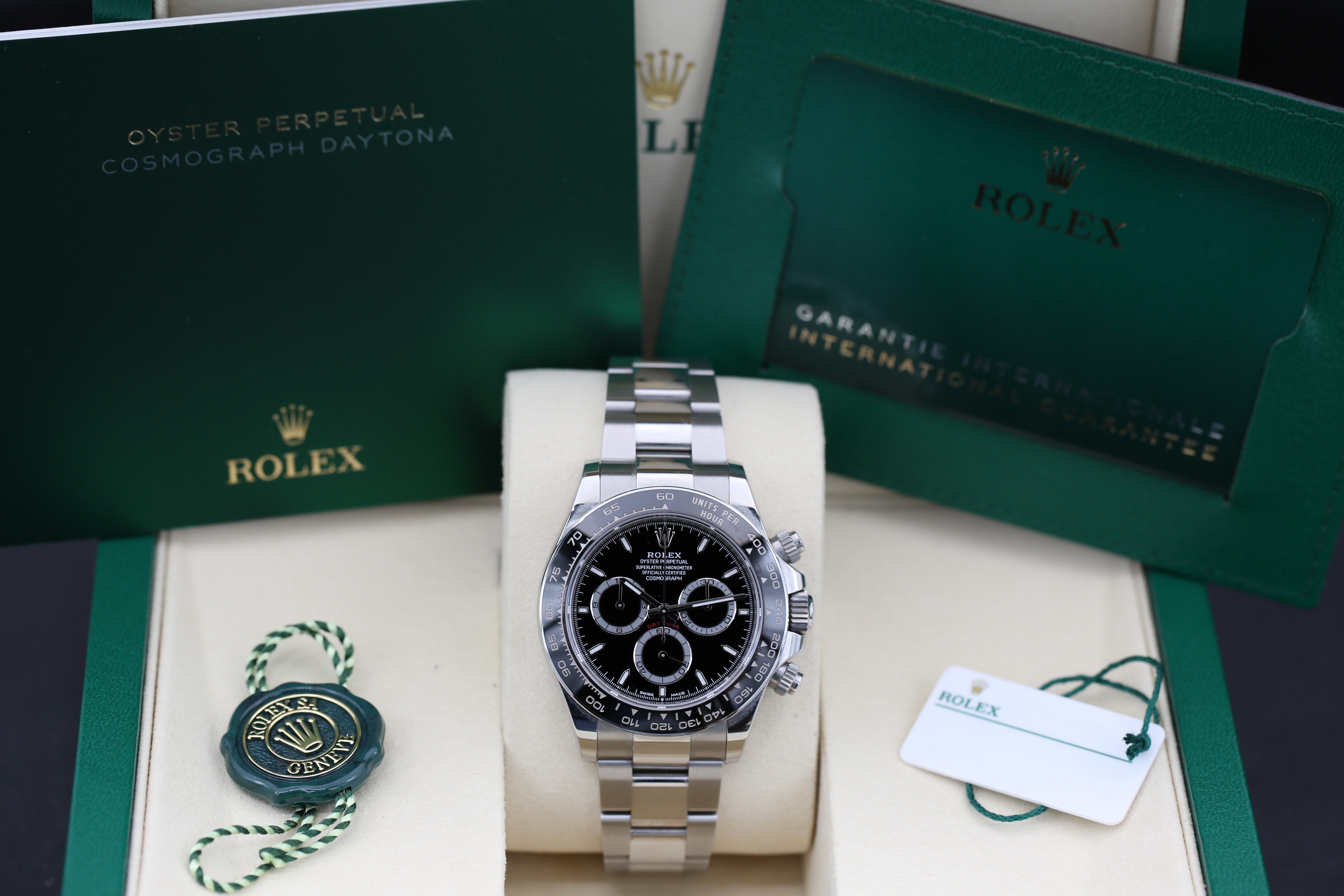 Rolex Daytona 126500 LN Thumbnail 7