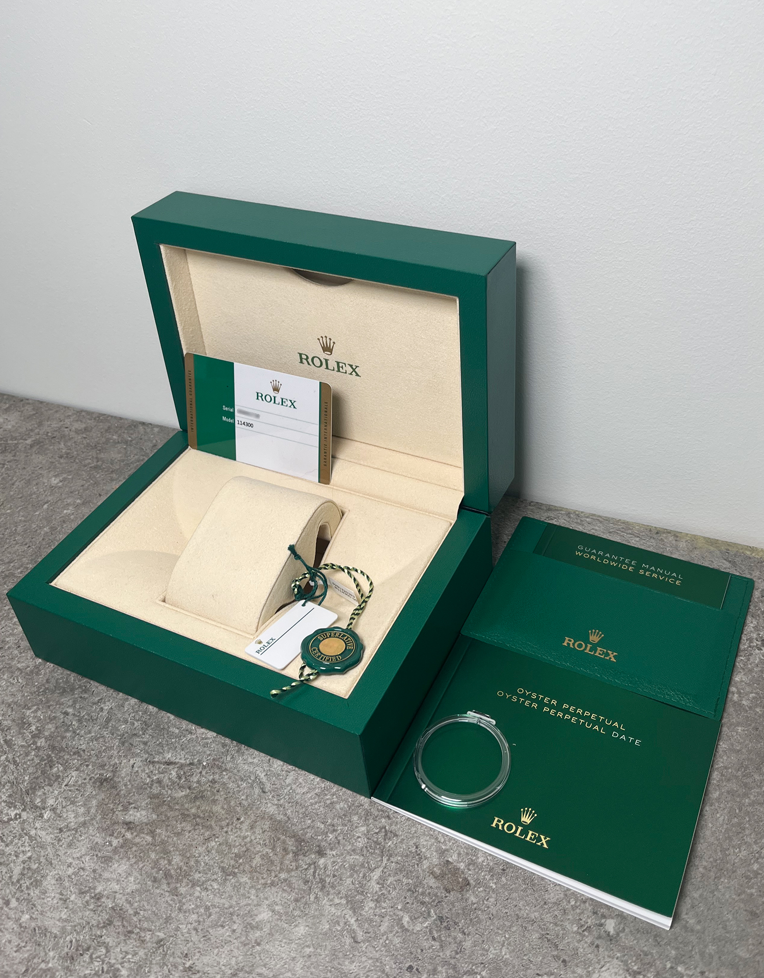 Rolex Oyster Perpetual 114300 Thumbnail 6