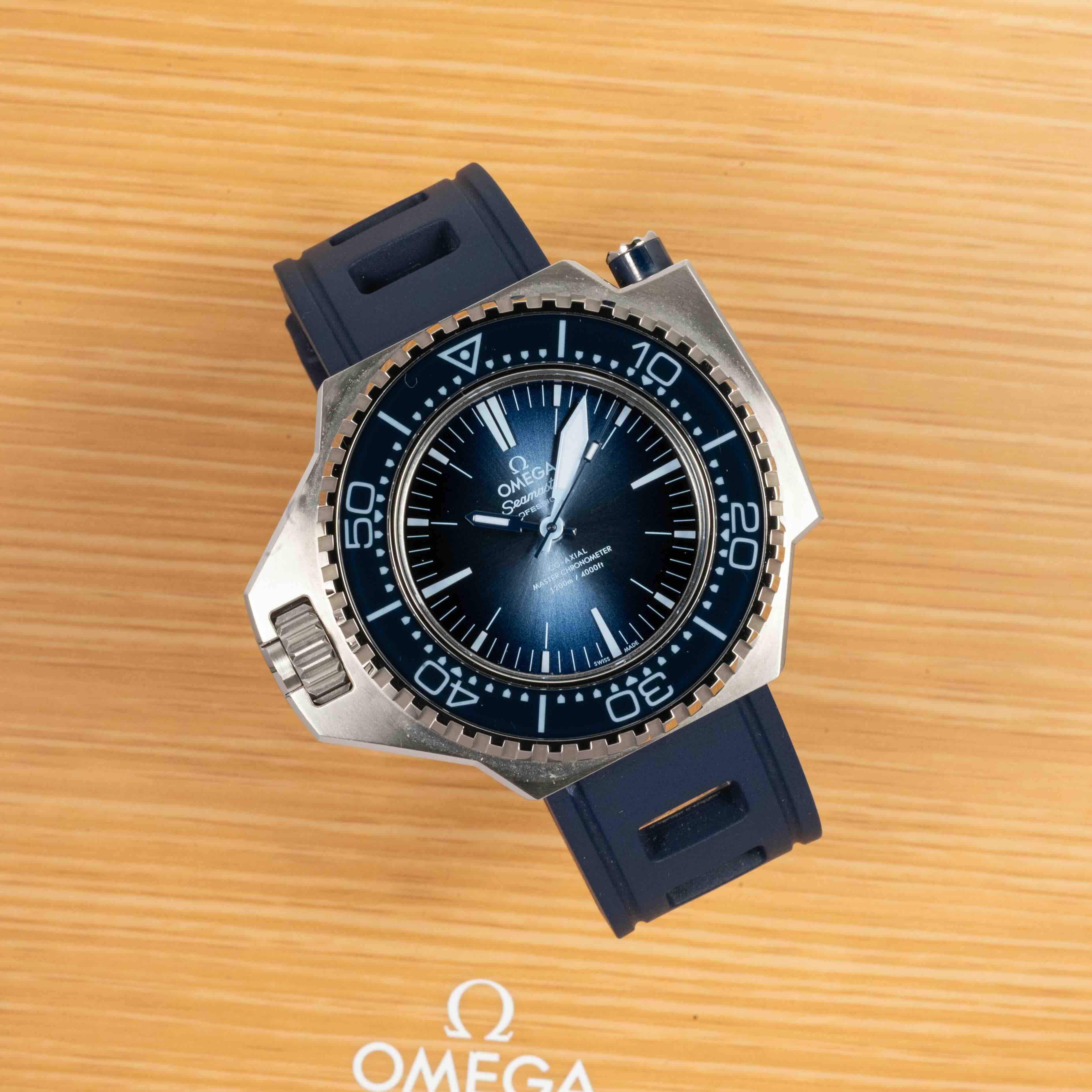 Omega Seamaster Ploprof 1200m 227.32.55.21.03.001 Thumbnail 7