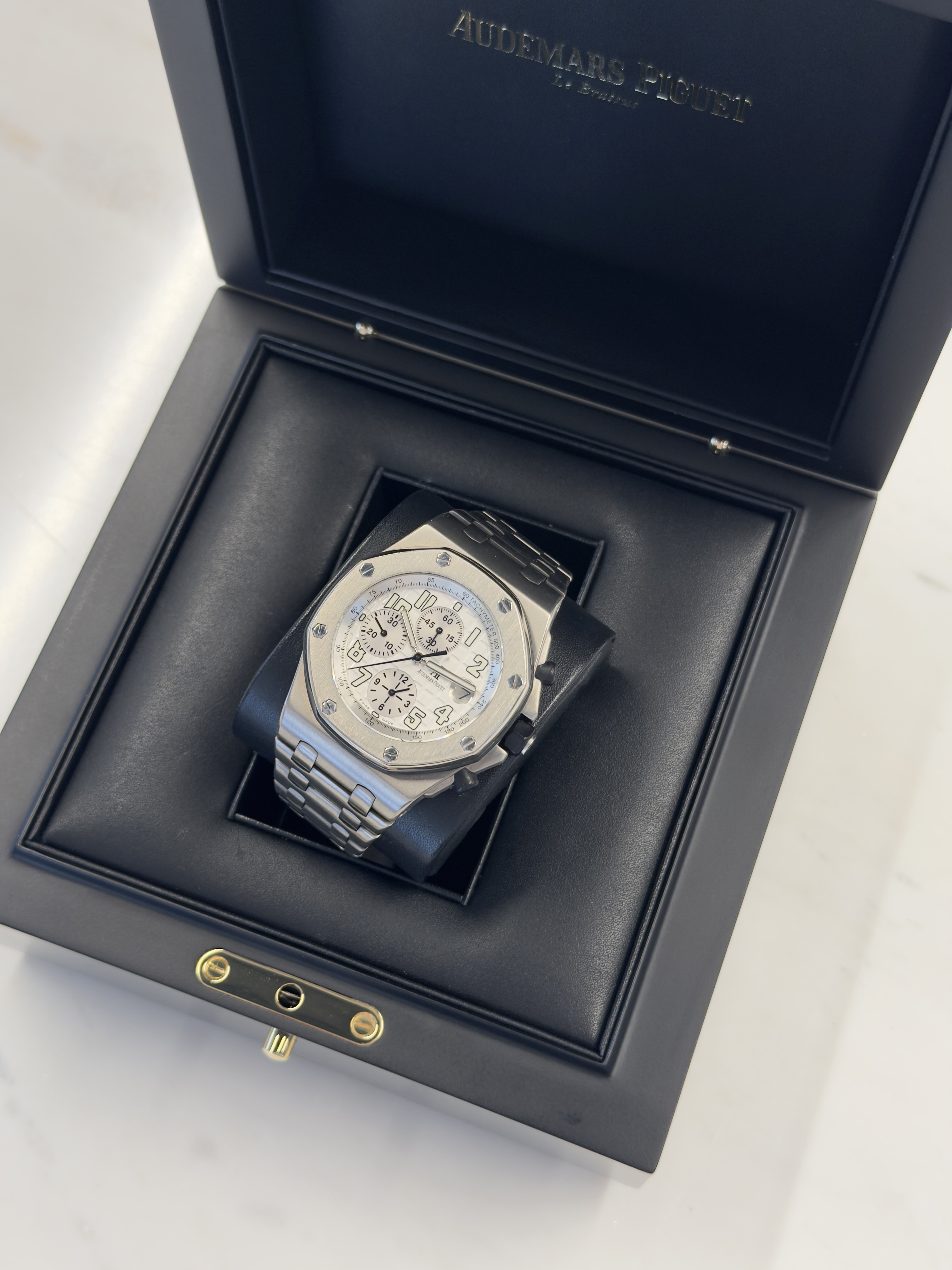 Audemars Piguet Royal Oak Offshore 26170TI.OO.1000TI.01 Thumbnail 7