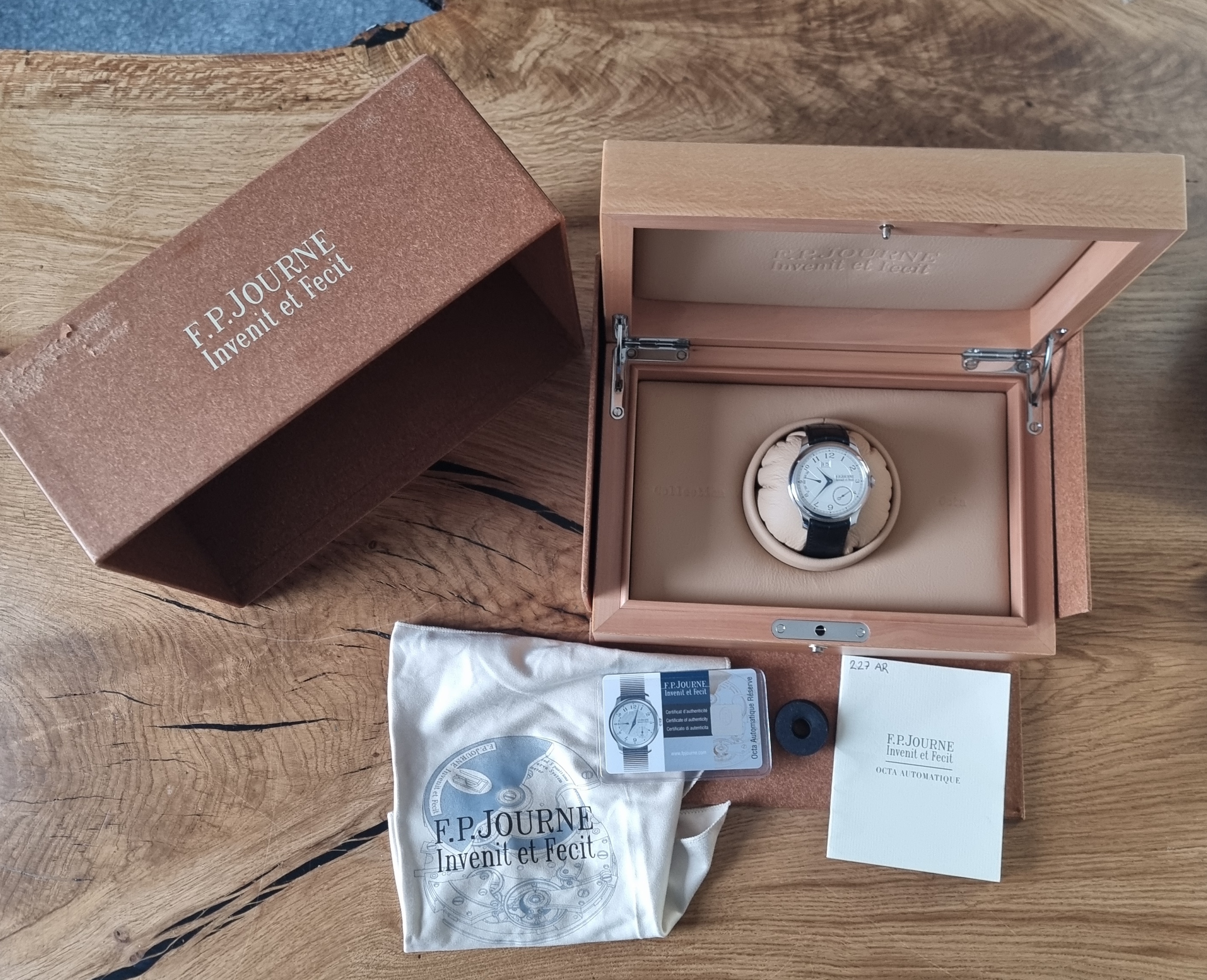 F.P. Journe Octa Automatique Reserve 1300.3AR Thumbnail 6