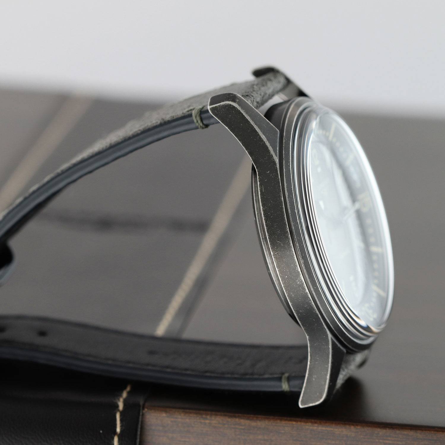 Longines Legend Diver L3.774.2.58.2 Thumbnail 4