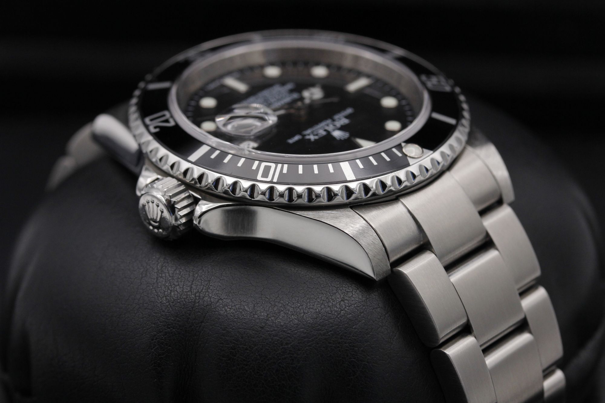 Rolex Submariner 16610 Thumbnail 4
