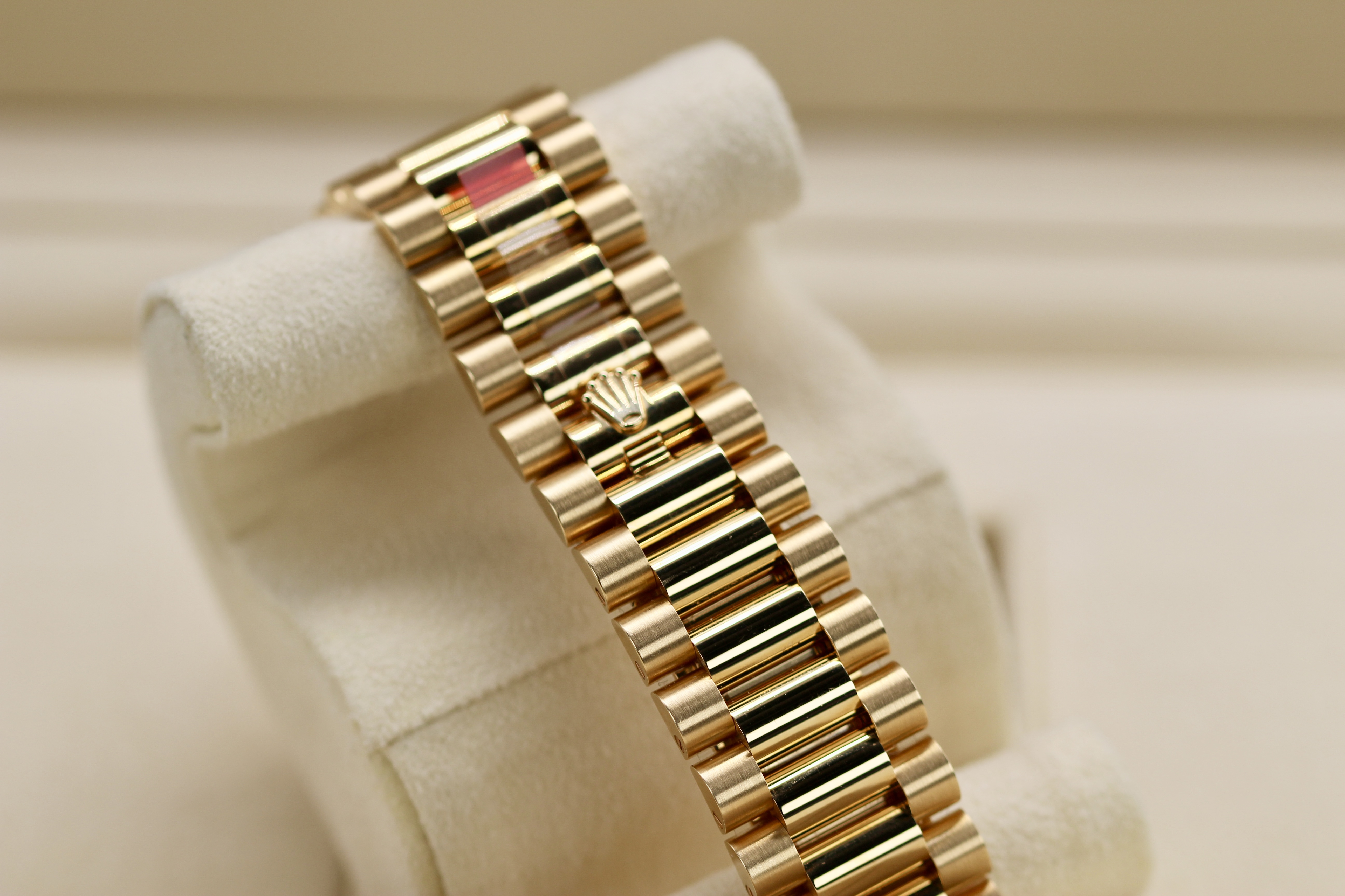 Rolex Day-Date 40 228238 Thumbnail 4